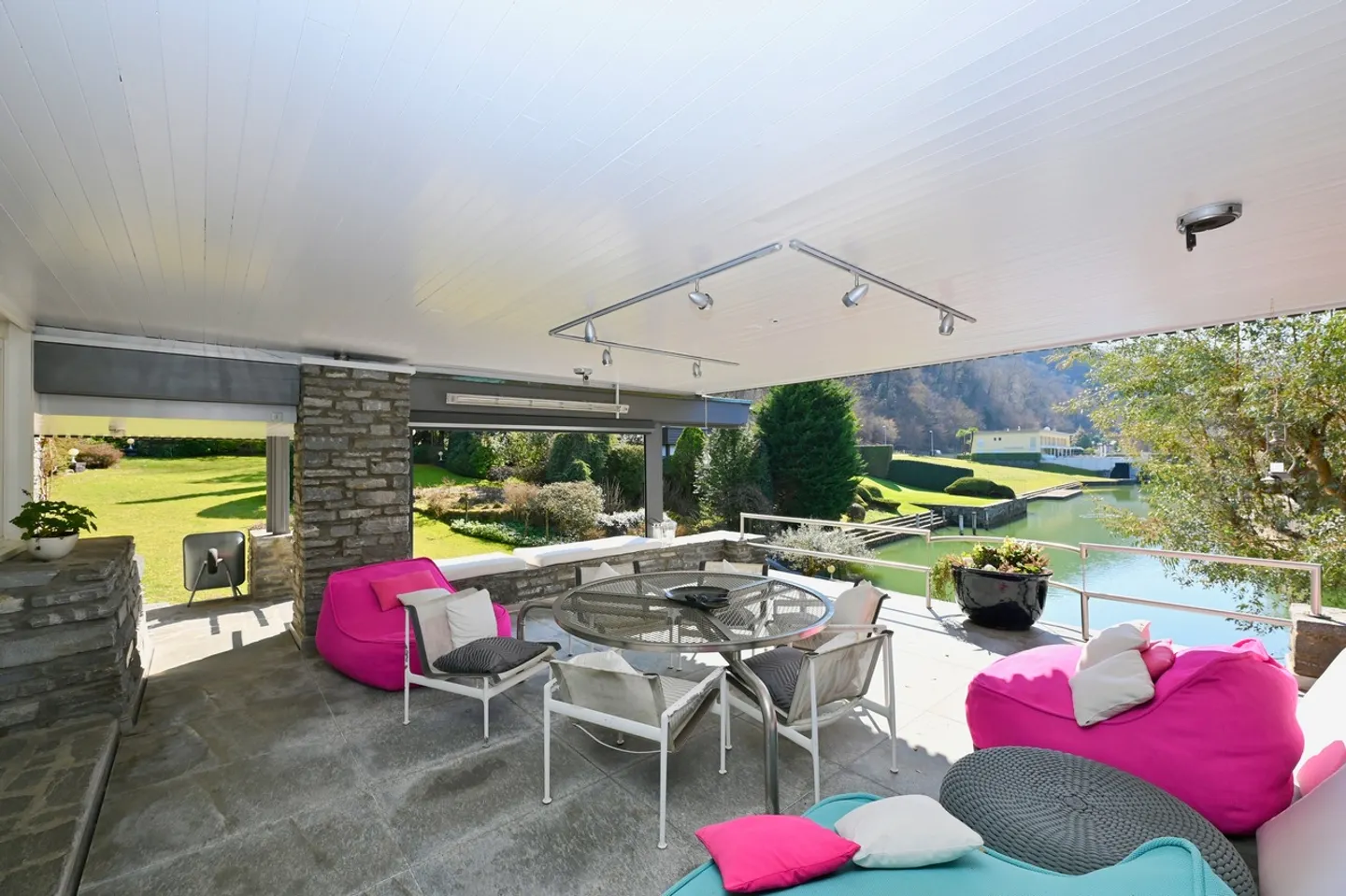 Villa de Luxe Face au Lac de Lugano avec Ponton et Place de Bateau - Photo 4 sur 21