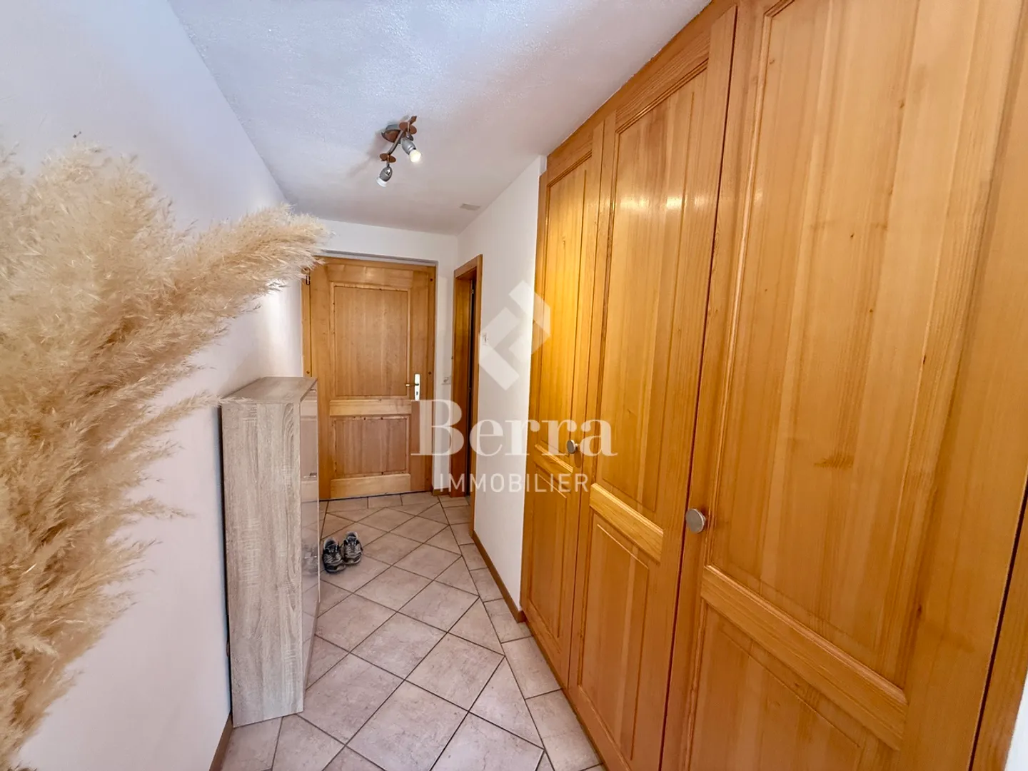 2.5 Room Apartment - Photo 8 of 13