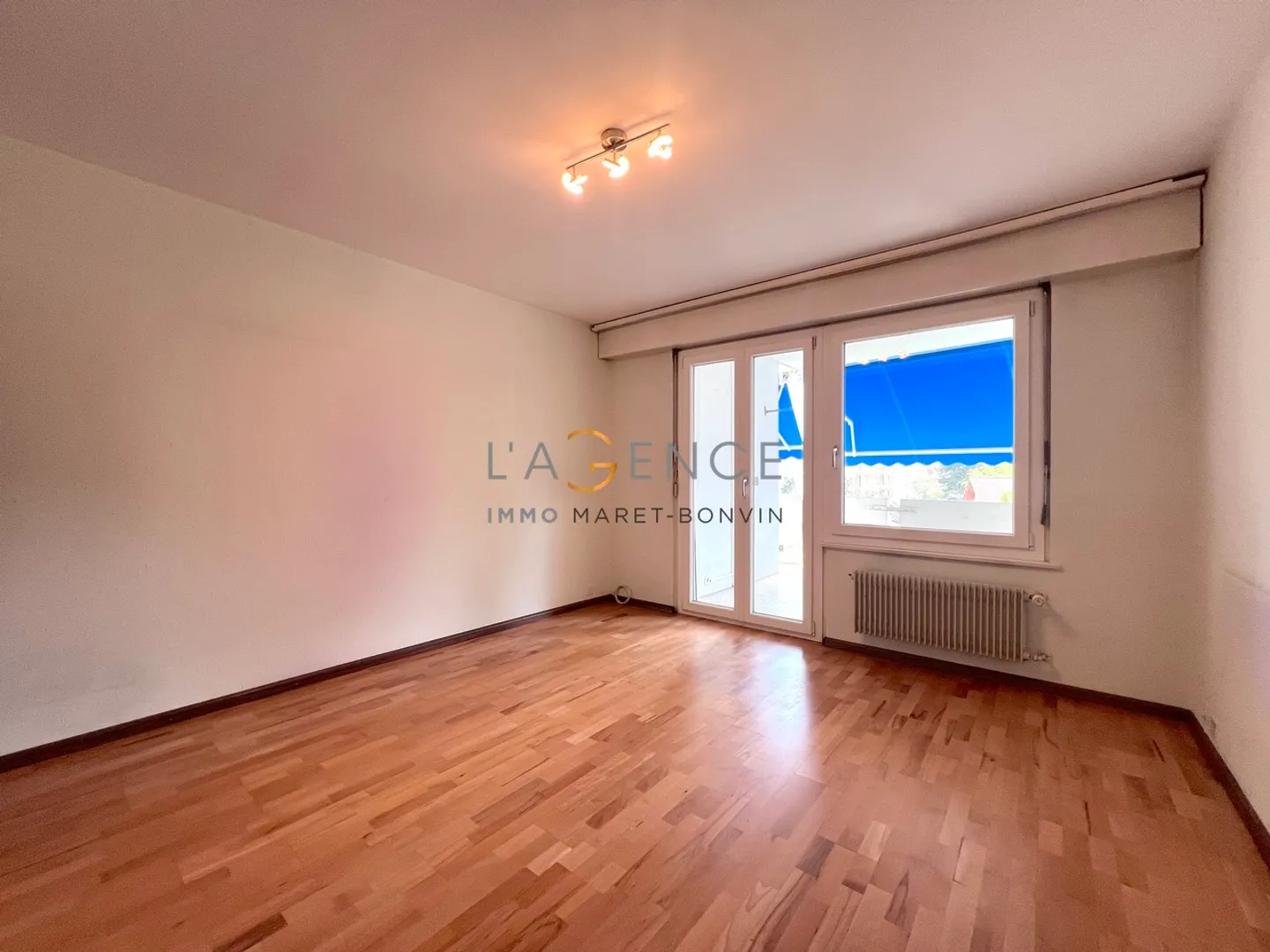 APPARTEMENT DE 3,5 PCES AVEC BALCON DE 23M2 - Photo 5 sur 7