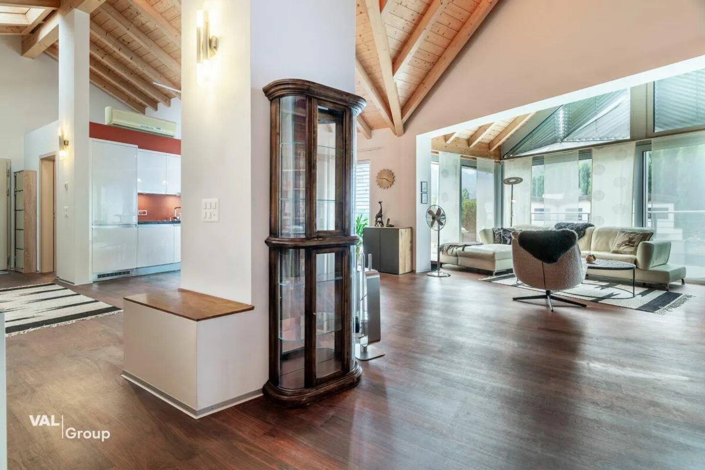 Esclusivo appartamento attico di 4,5 locali con ampia terrazza e sauna a Visp - Foto 8 di 24
