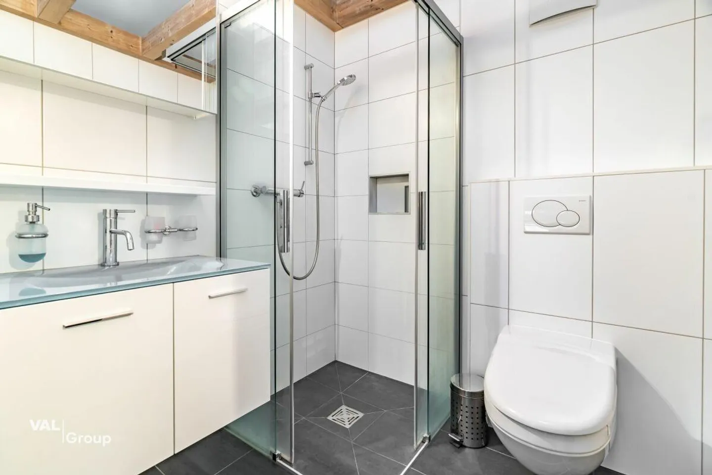 Esclusivo appartamento attico di 4,5 locali con ampia terrazza e sauna a Visp - Foto 17 di 24