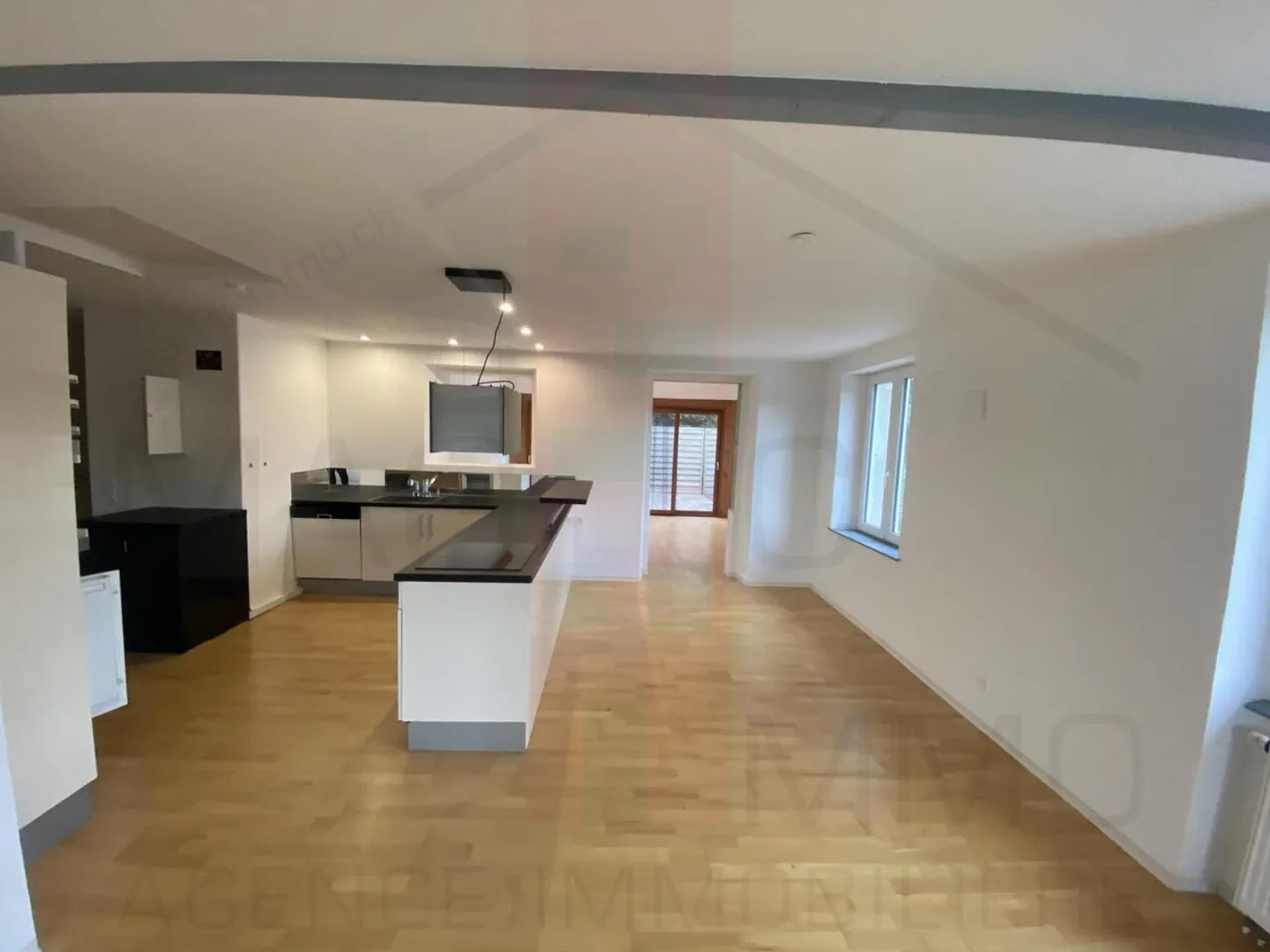 Helles Apartment mit Terrasse in Fontenais - Foto 4 von 8