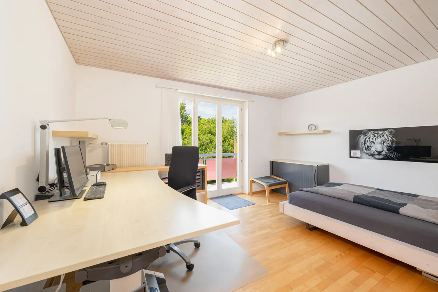 Charming Semi-Detached House - Photo 7 of 13