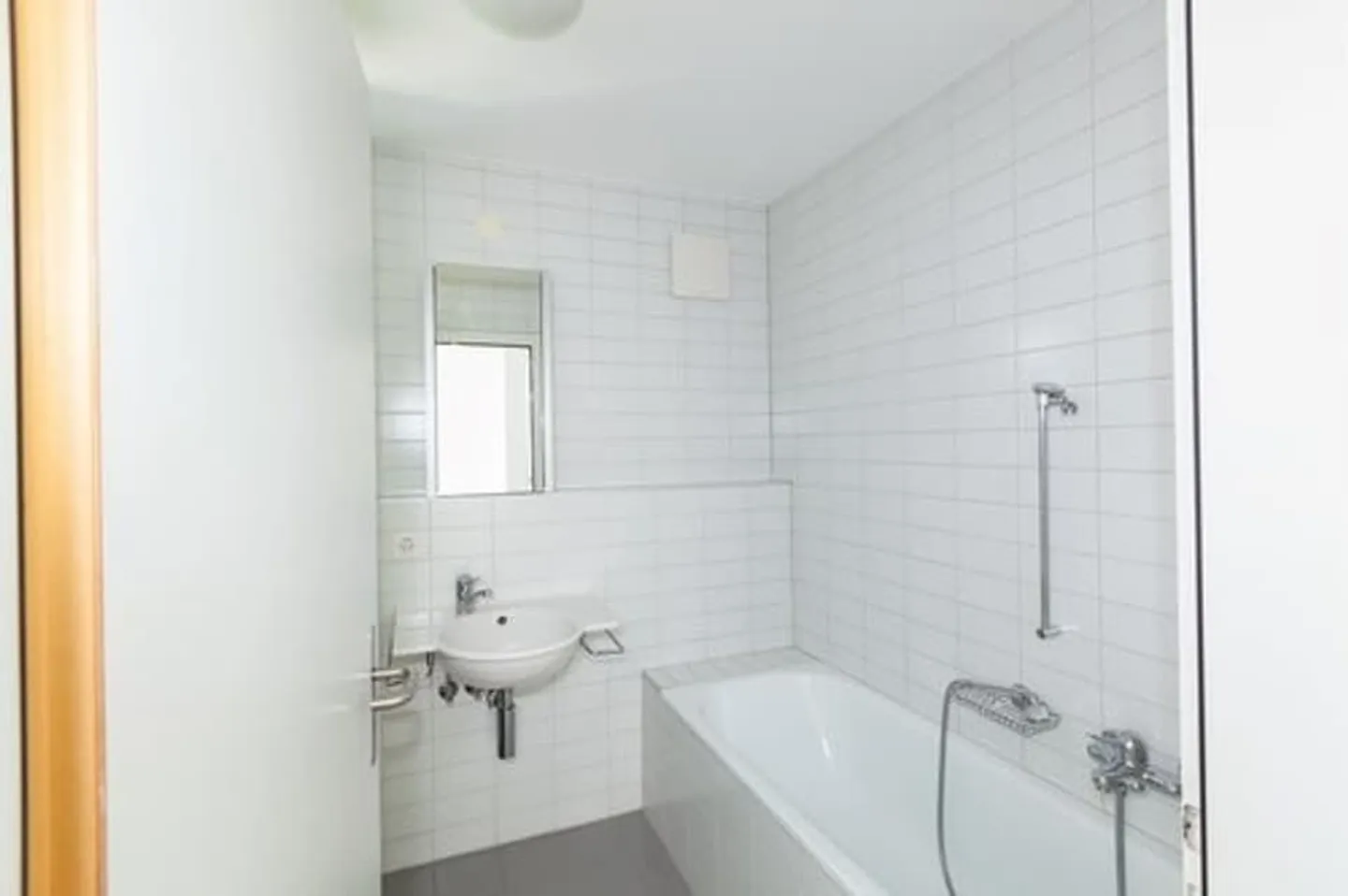 Grab! Magnificent apartment in Sierre! - Photo 6 of 6