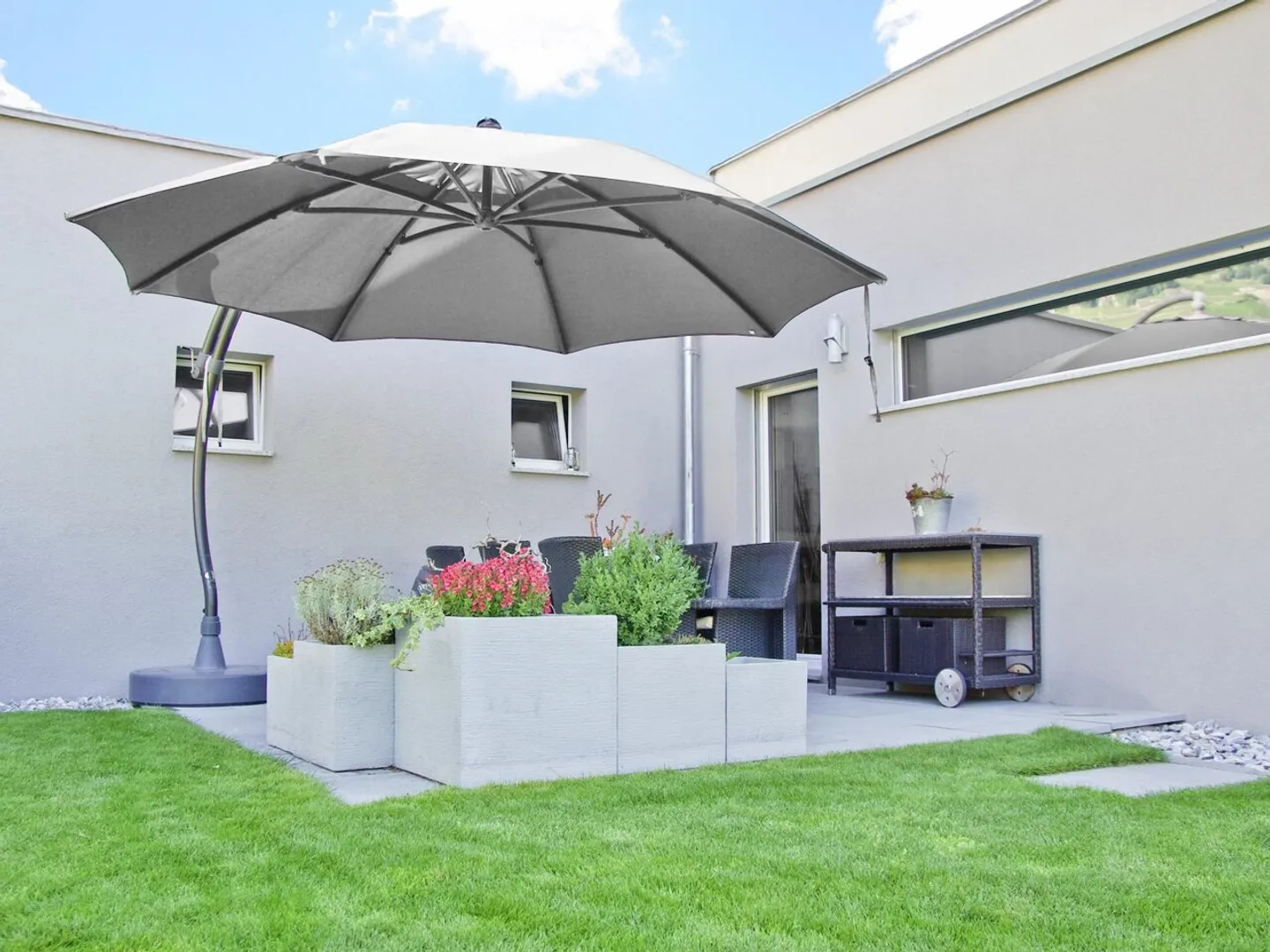 Villa contemporanea con piscina a Fully! - Foto 9 di 13