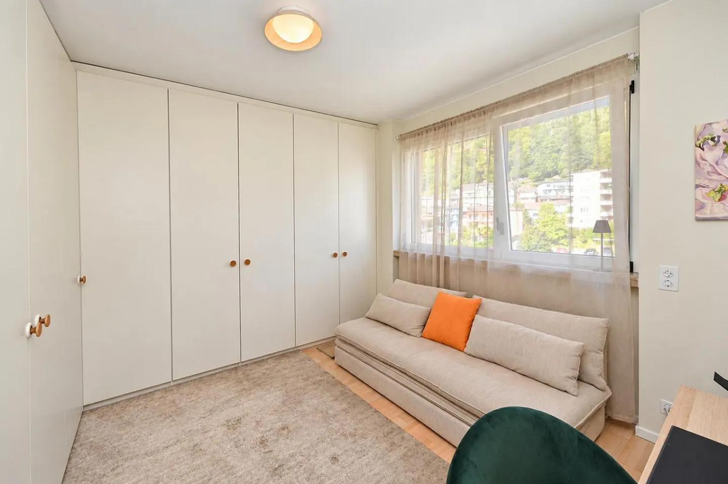 Penthouse with Lake View - Photo 15 of 25