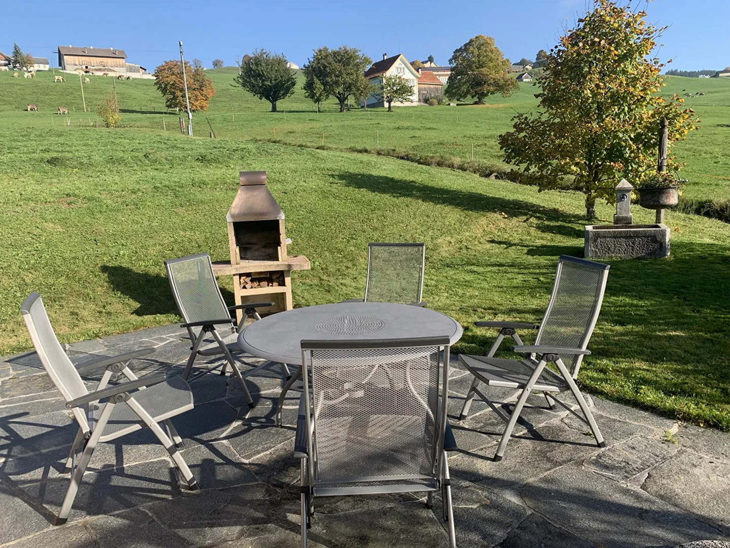 Appartamento luminoso e spazioso appena ristrutturato - Foto 4 di 14