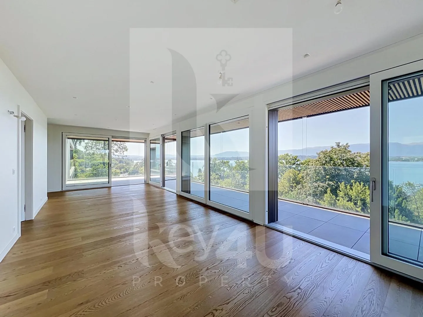 Elegantes Penthouse mit Seeblick - Foto 2 von 10