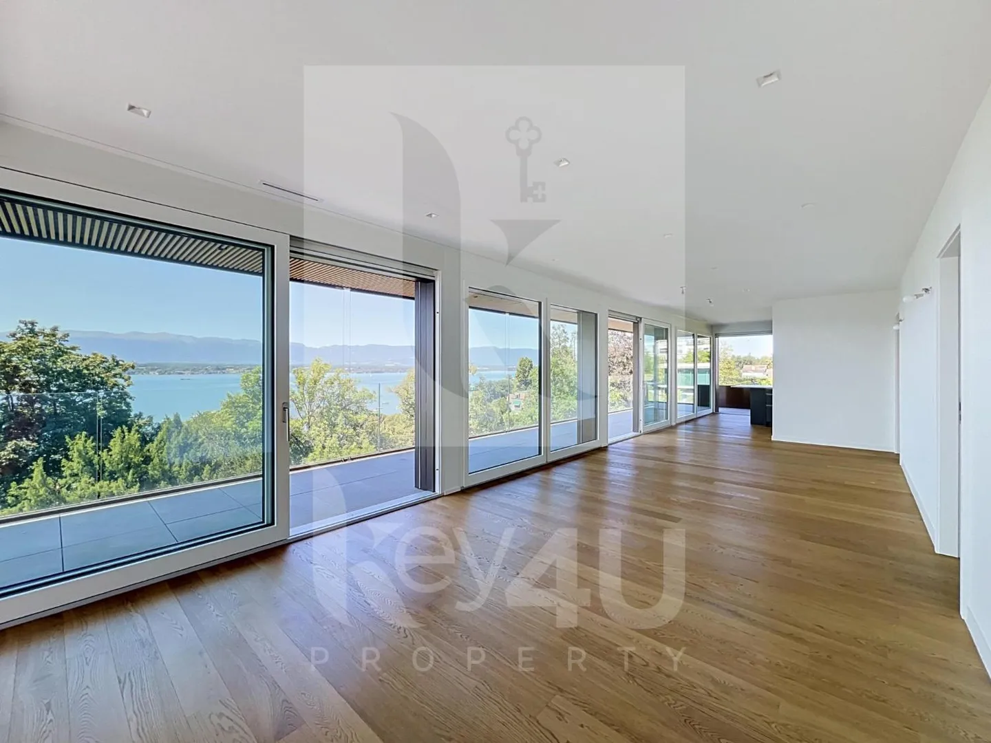 Elegantes Penthouse mit Seeblick - Foto 3 von 10