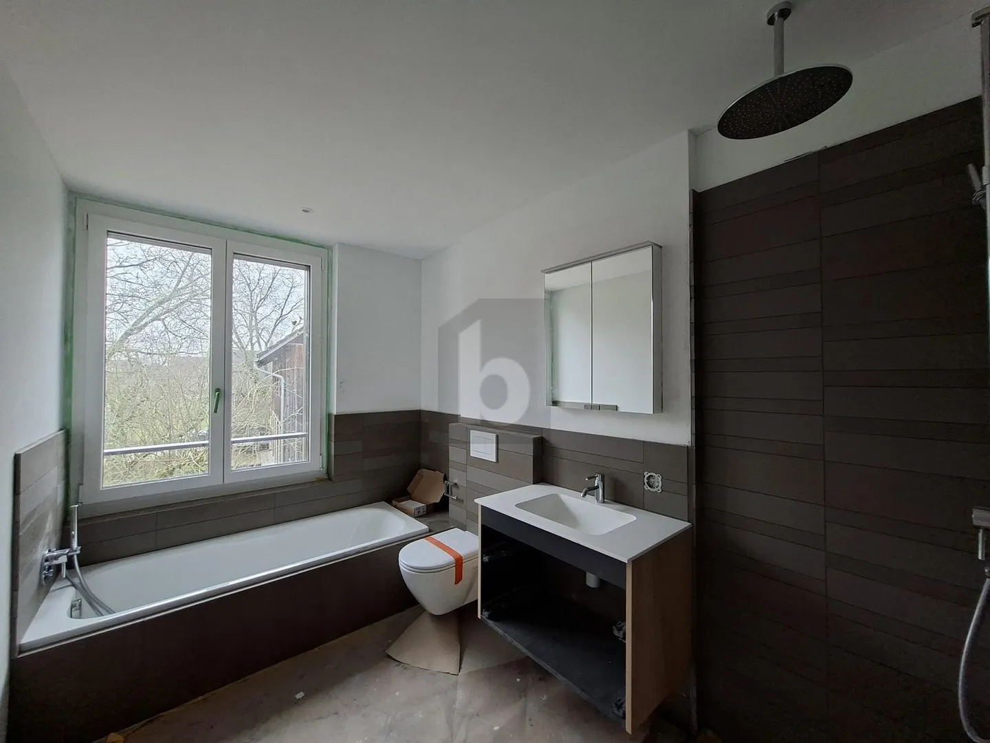 ELEGANZA, COMFORT E LUCE PER TUTTA LA FAMIGLIA - Foto 5 di 6