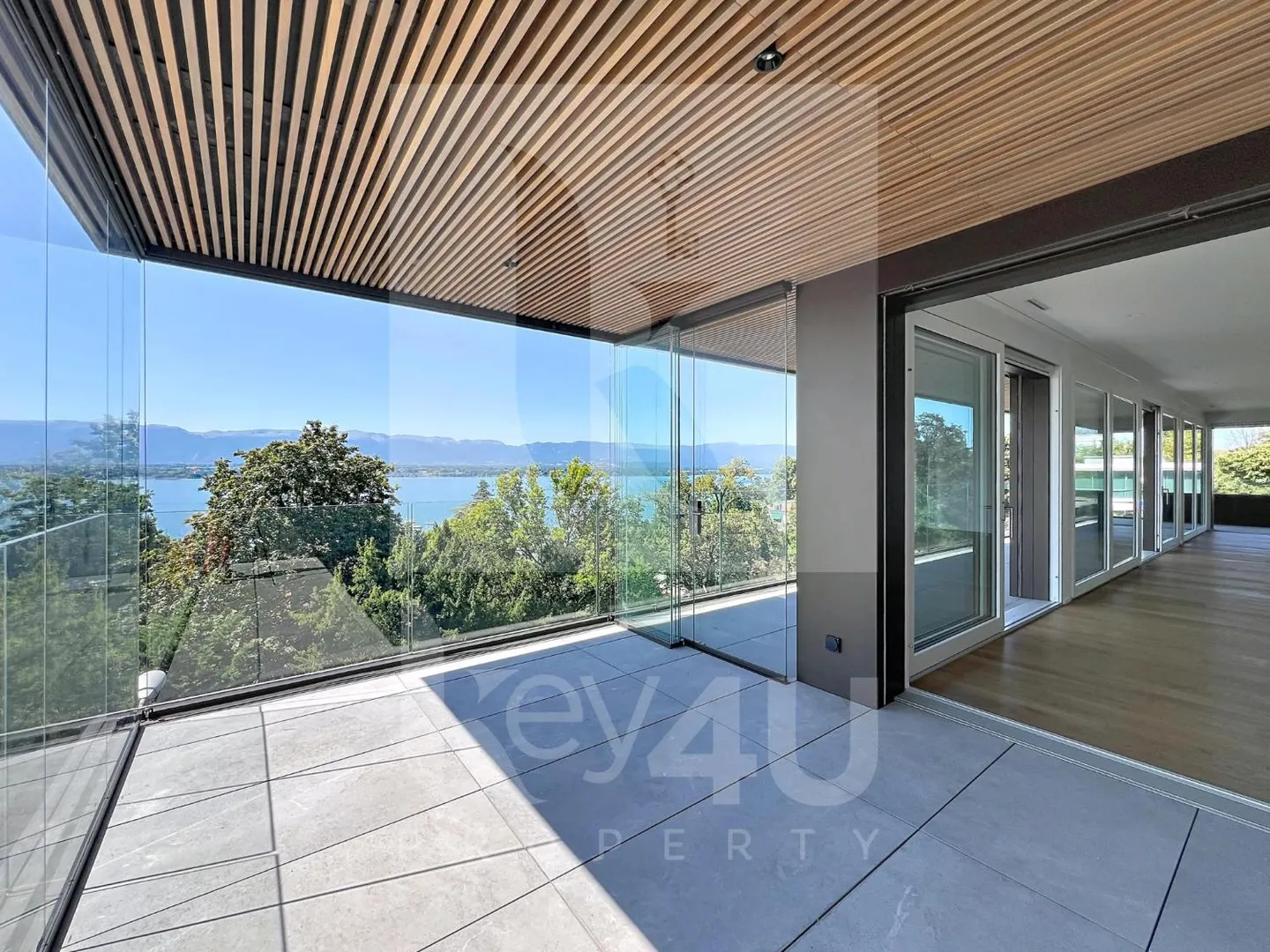 Elegantes Penthouse mit Seeblick - Foto 8 von 10