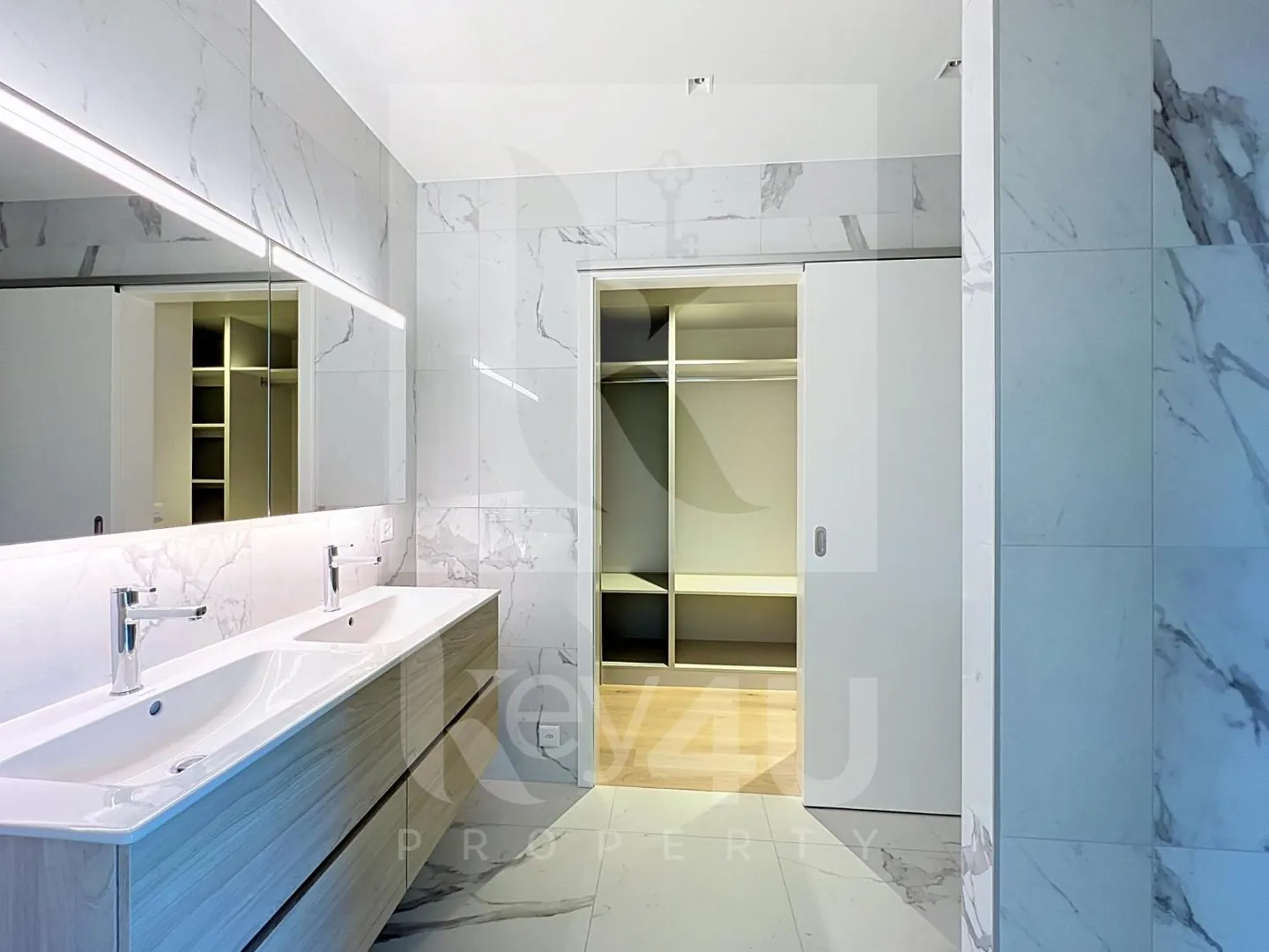 Elegantes Penthouse mit Seeblick - Foto 6 von 10