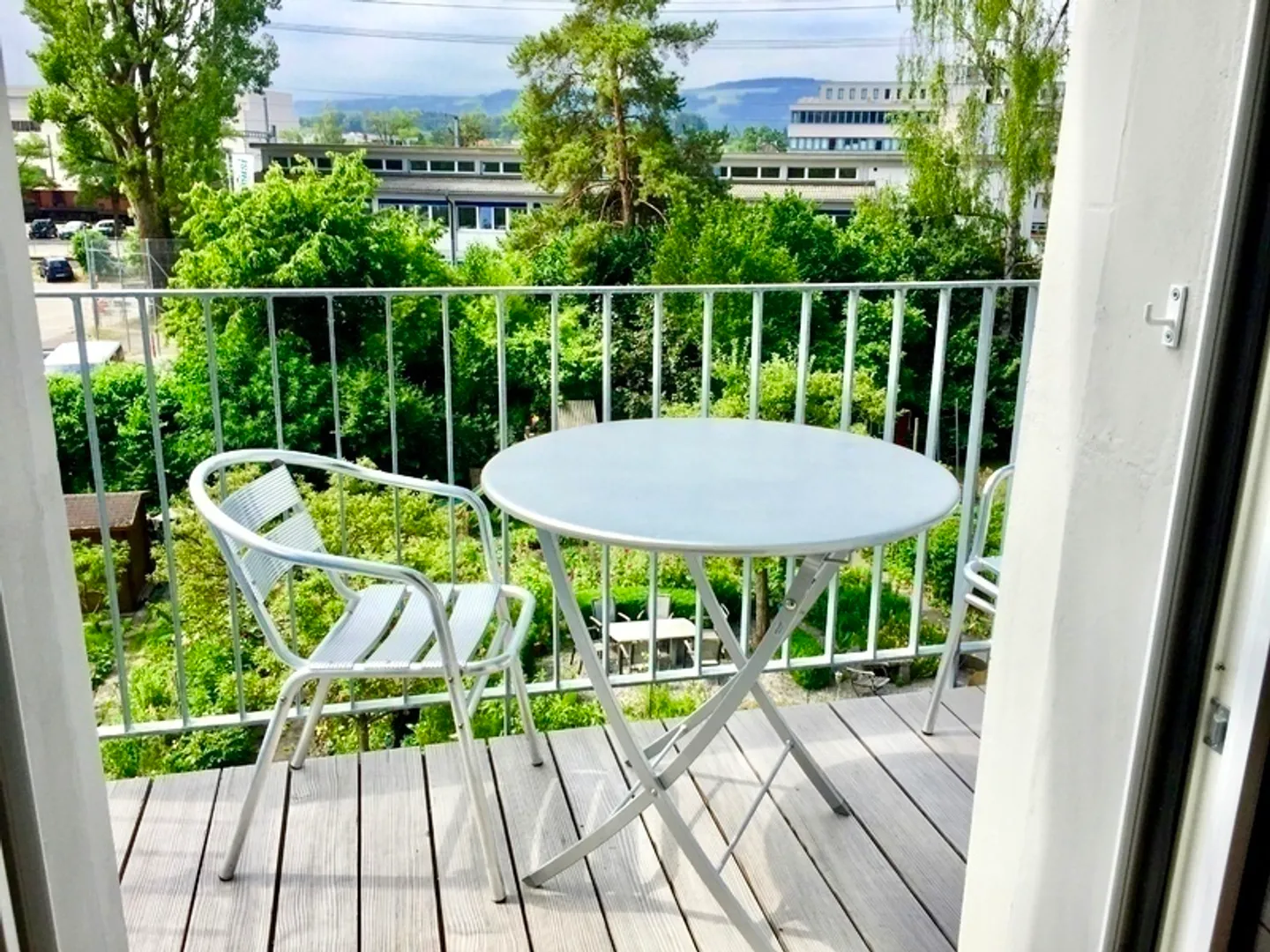 APPARTEMENT SOUS LES TOITS DE 2 CHAMBRES À BERN - GÜMLIGEN, MEUBLÉ, TEMPORAIRE - Photo 6 sur 10
