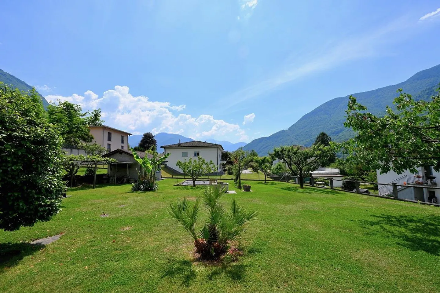 Casa Multi-Familiare con Potenziale Edificatorio - Foto 21 di 25
