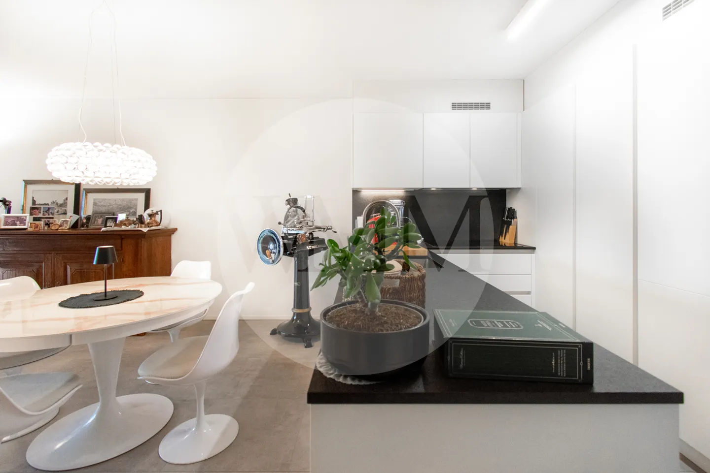 «MODERNE WOHNUNG MIT OFFENER SICHT» - Foto 3 von 12