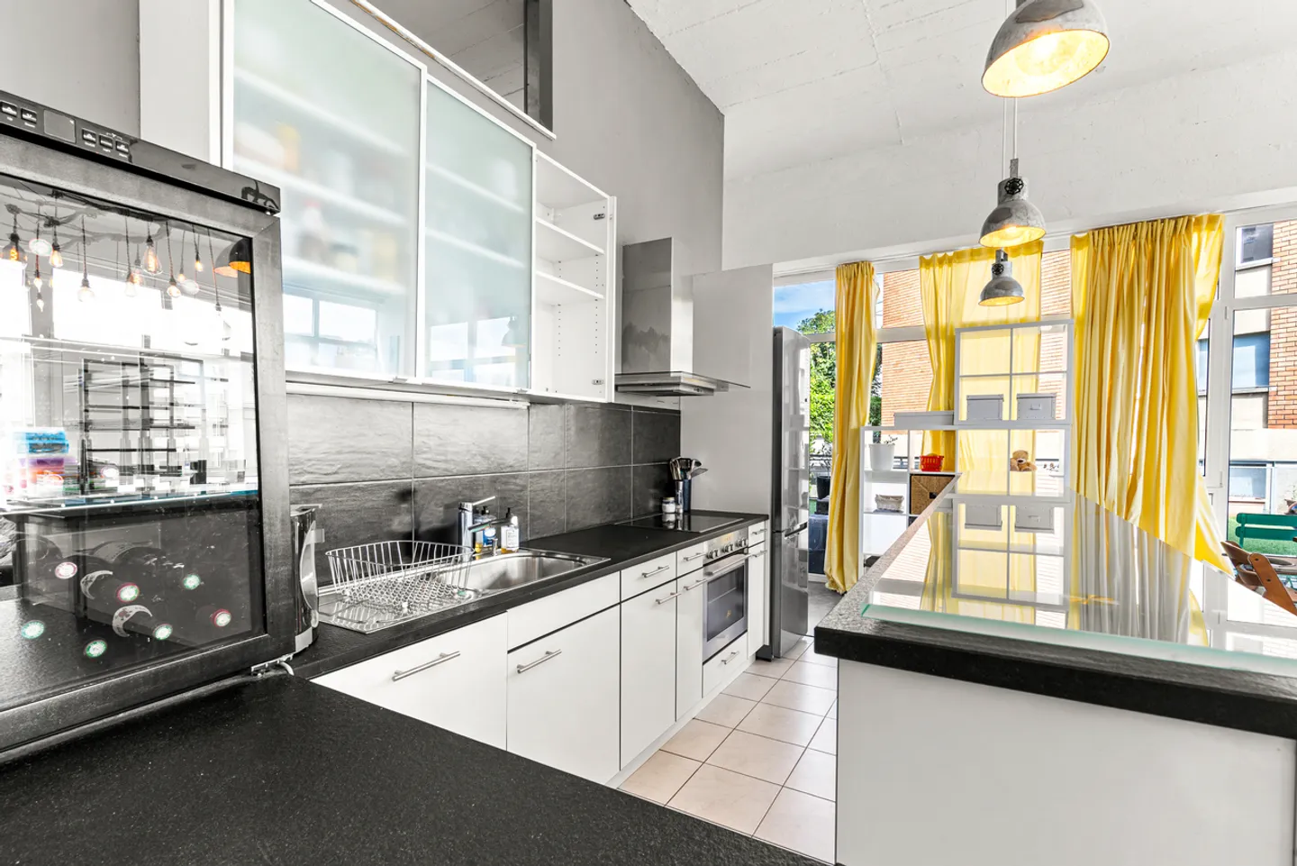 Loft of Superlatives with 120 m² Terrace in the City Center - Photo 8 of 12