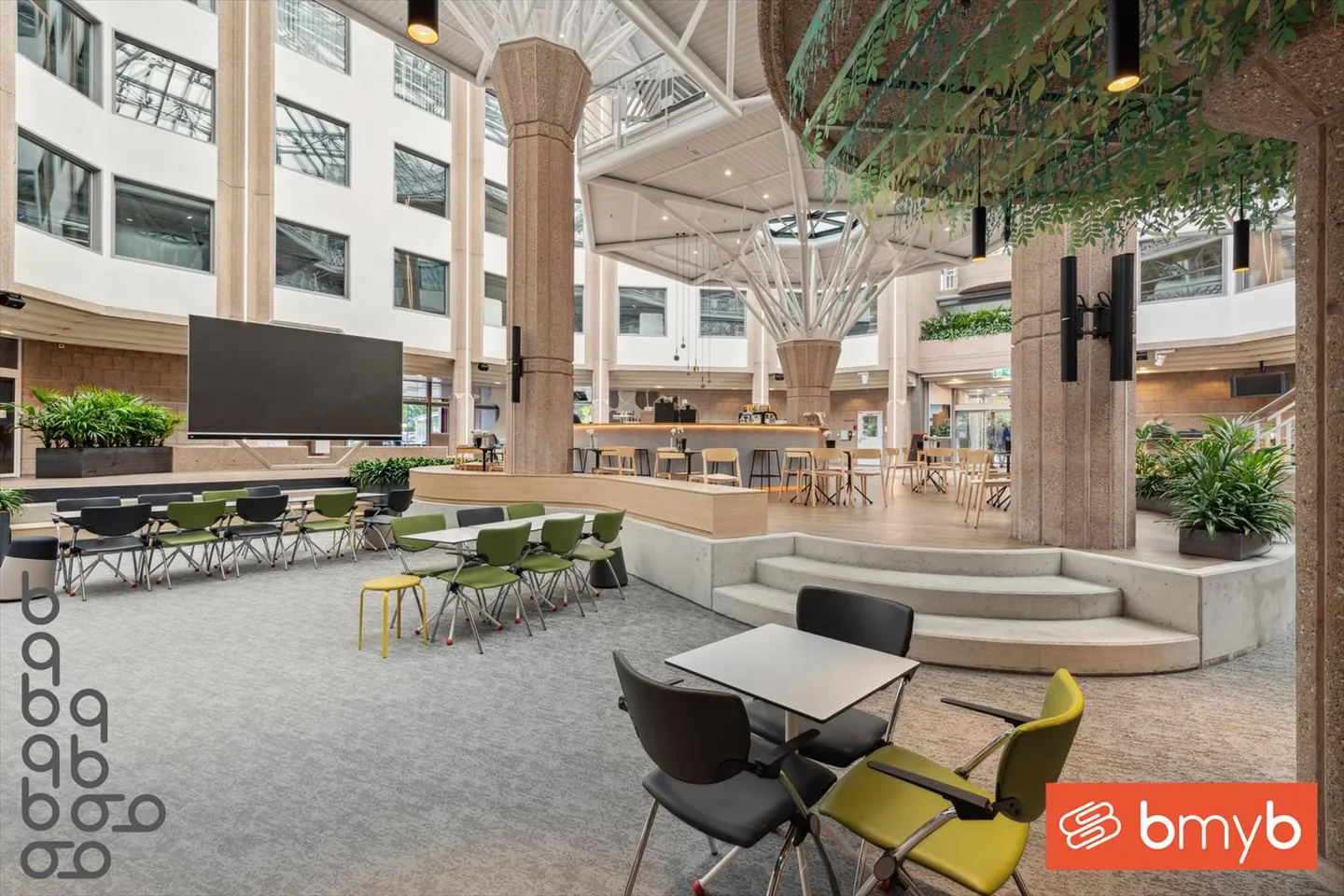 Office 1 room - Photo 4 of 15