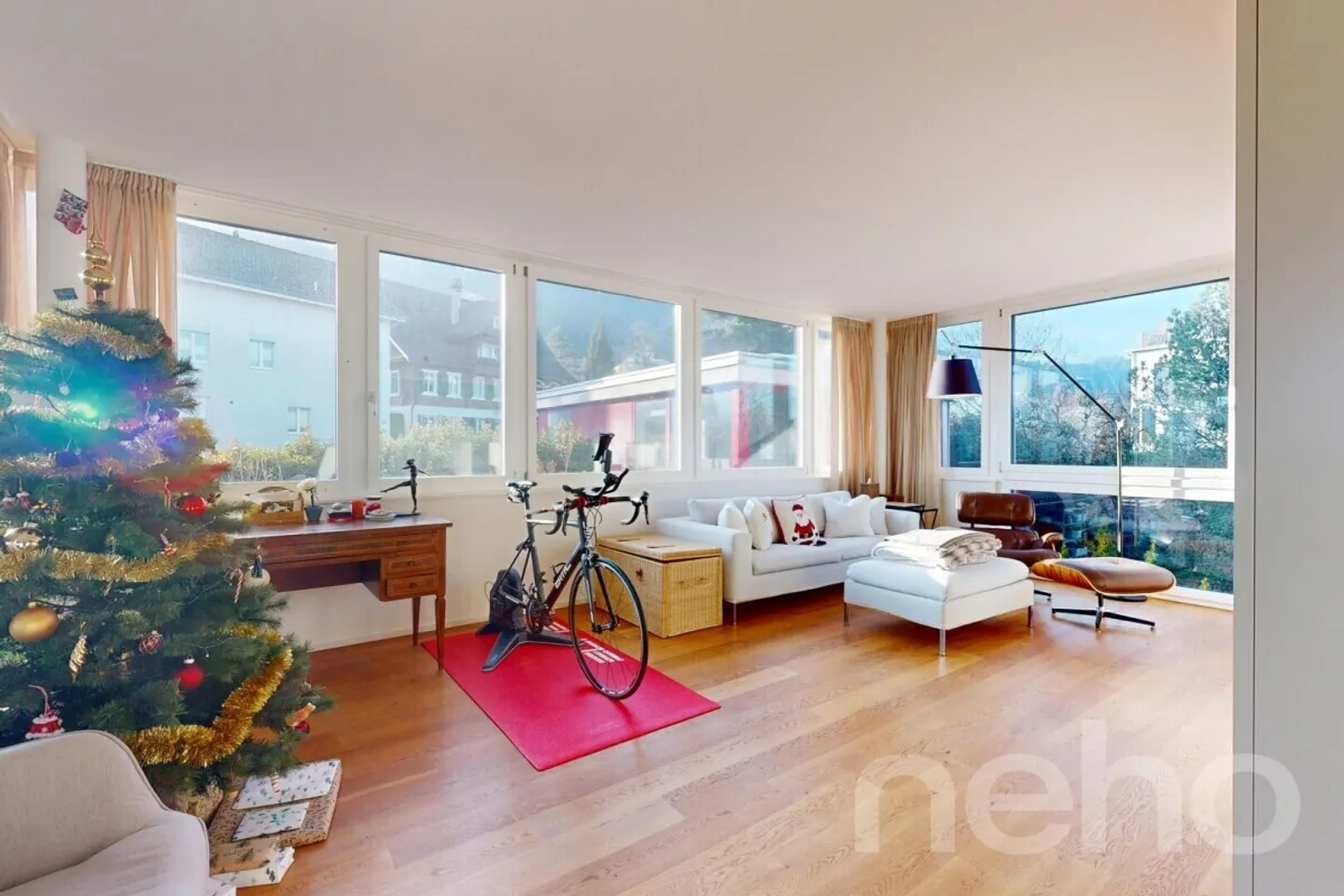 Ampio appartamento luminoso di 4,5 stanze ad Adliswil - Foto 3 di 13