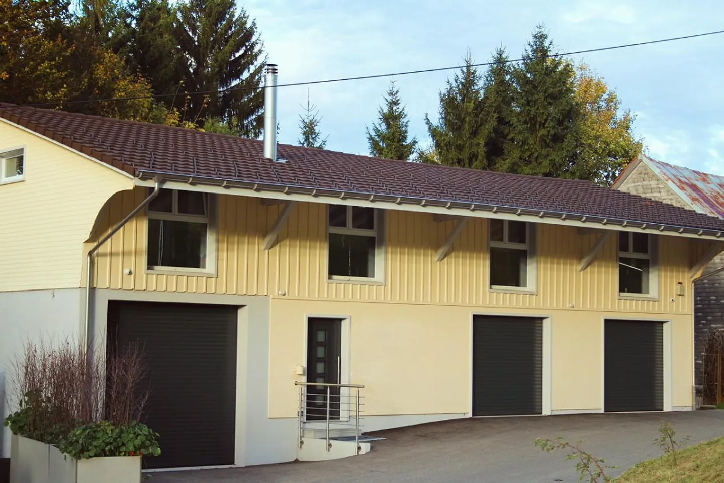 Il tuo ufficio nel villaggio più bello della Svizzera - Foto 1 di 5