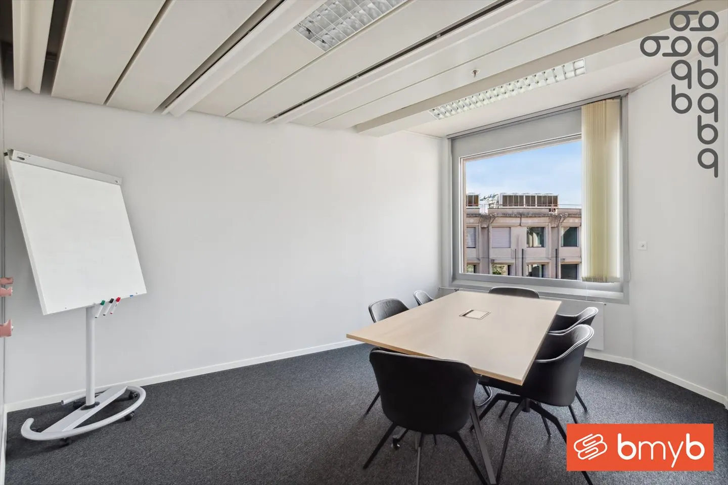 Office 1 room - Photo 11 of 15