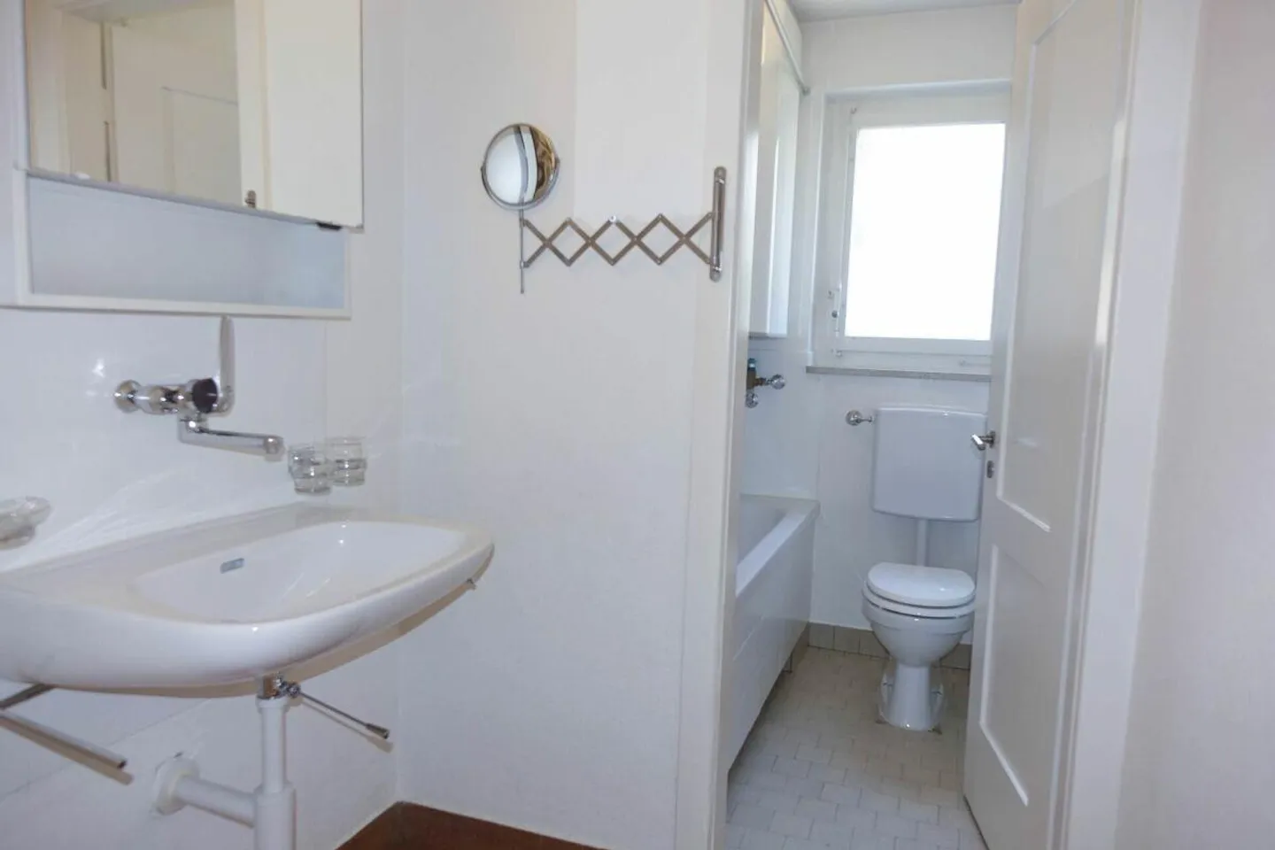 Appartamento luminoso e accogliente con 3 stanze - Foto 6 di 9