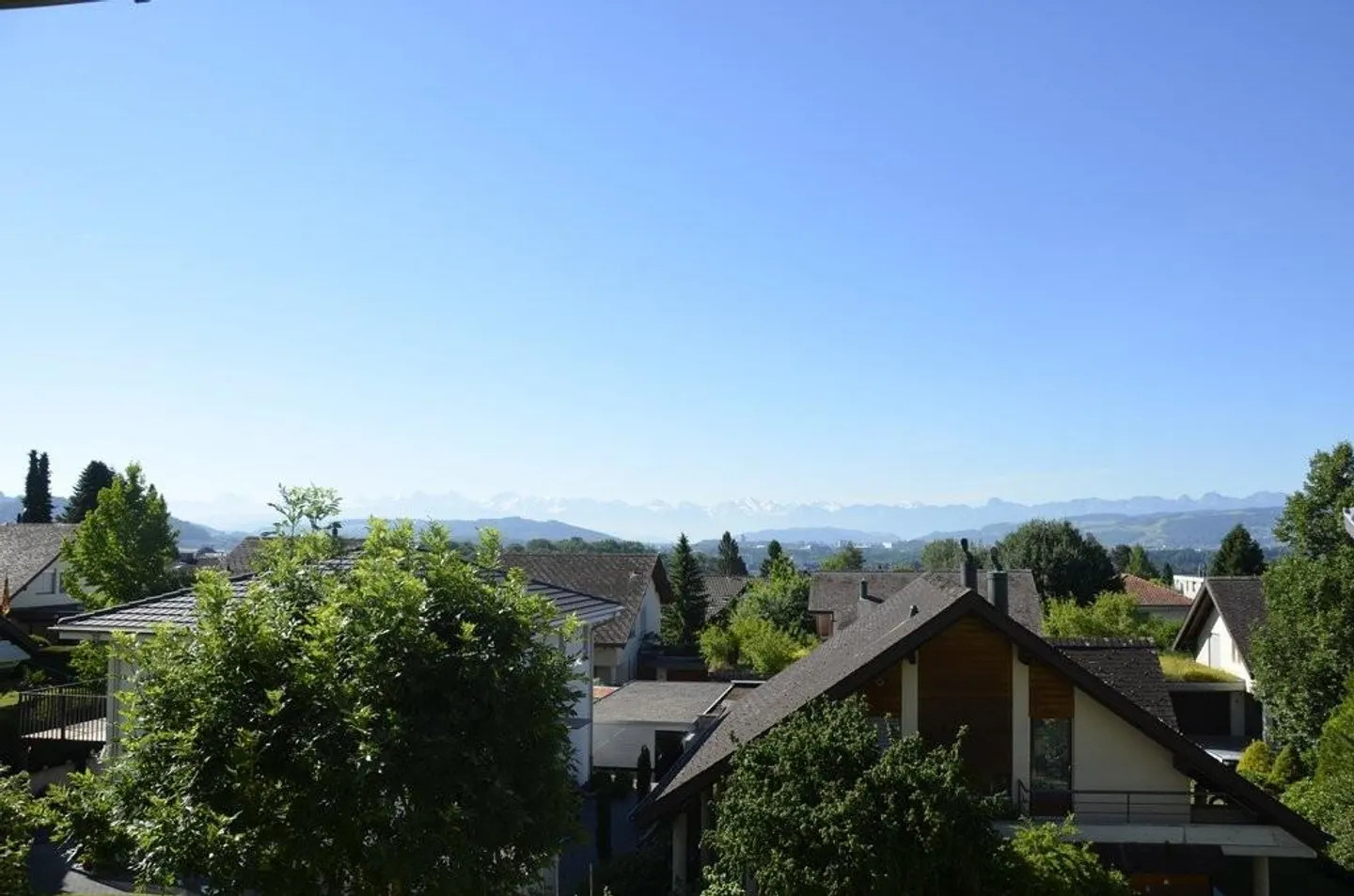 Appartement spacieux de 4,5 pièces dans un emplacement calme à Zollikofen - Photo 1 sur 10