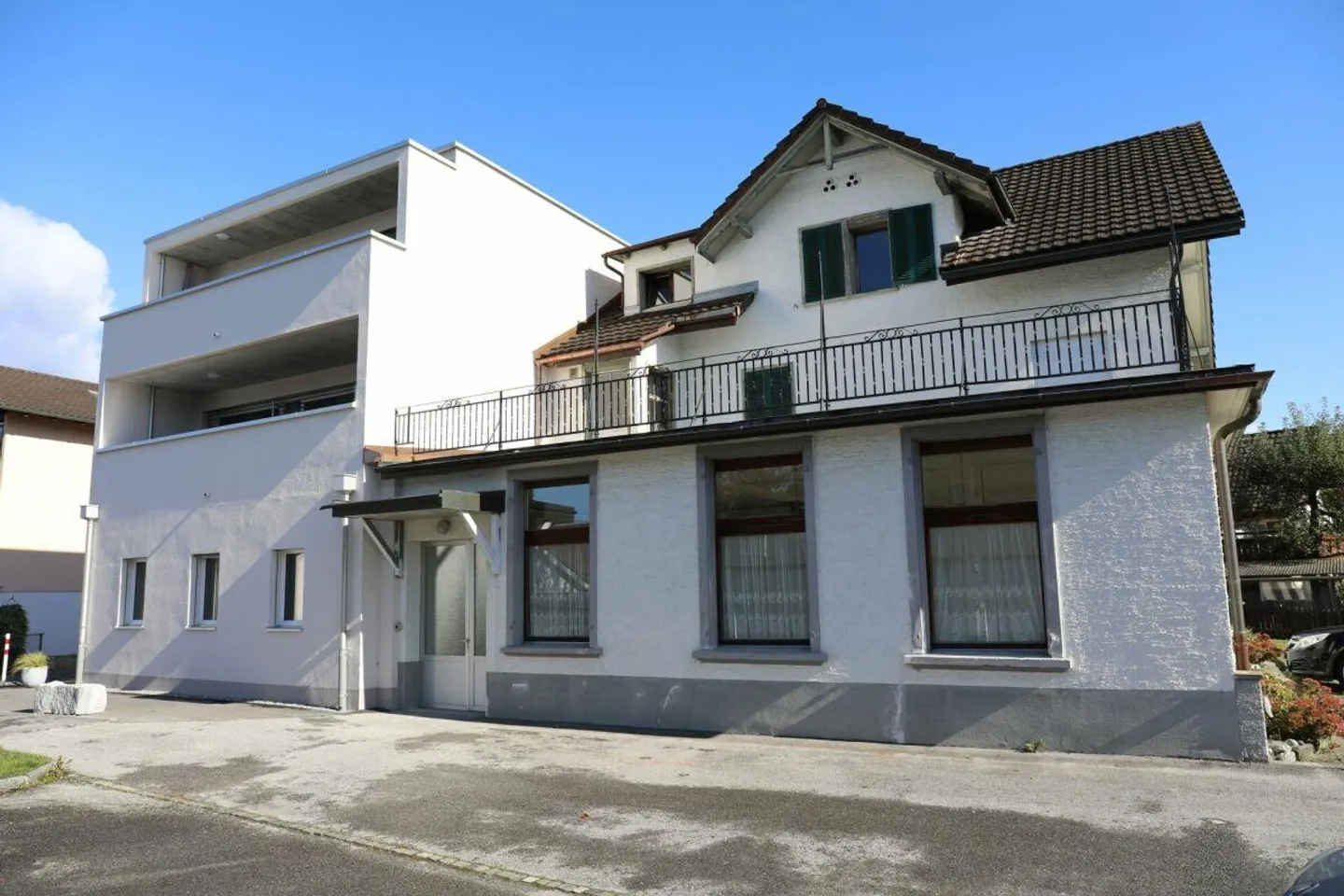 Versatile Commercial Space - Photo 2 of 9