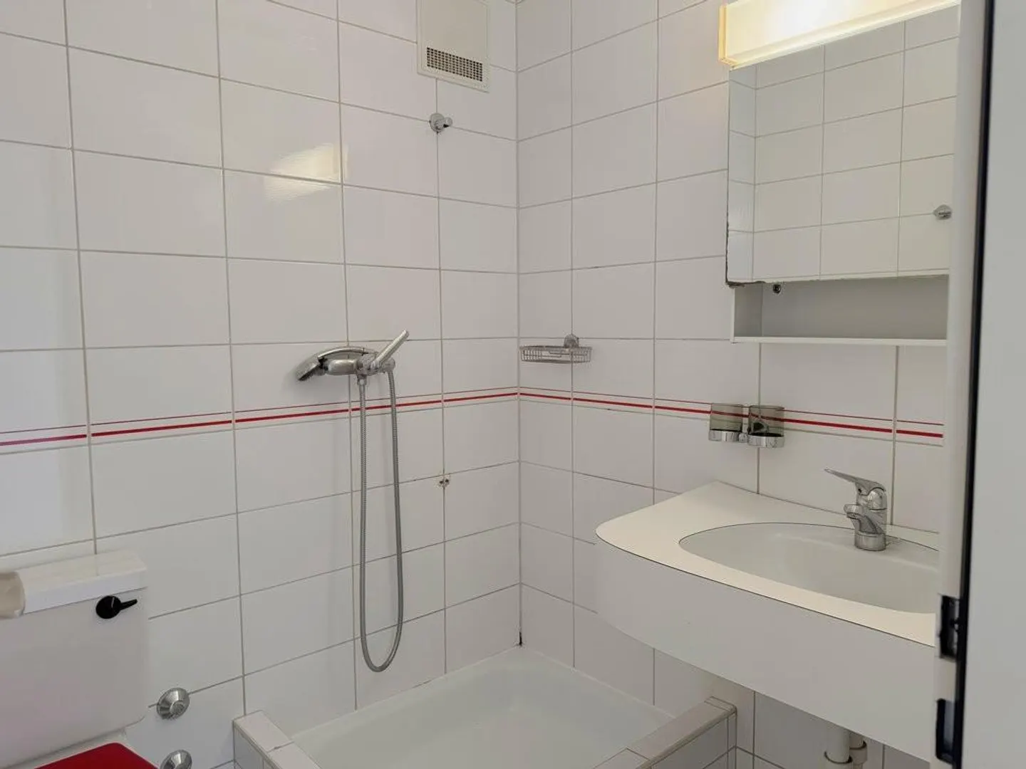 Appartement spacieux de 4,5 pièces dans un emplacement calme à Zollikofen - Photo 7 sur 10