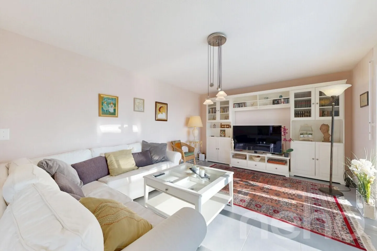 Appartement lumineux 3.5p avec balcon - Photo 3 sur 12