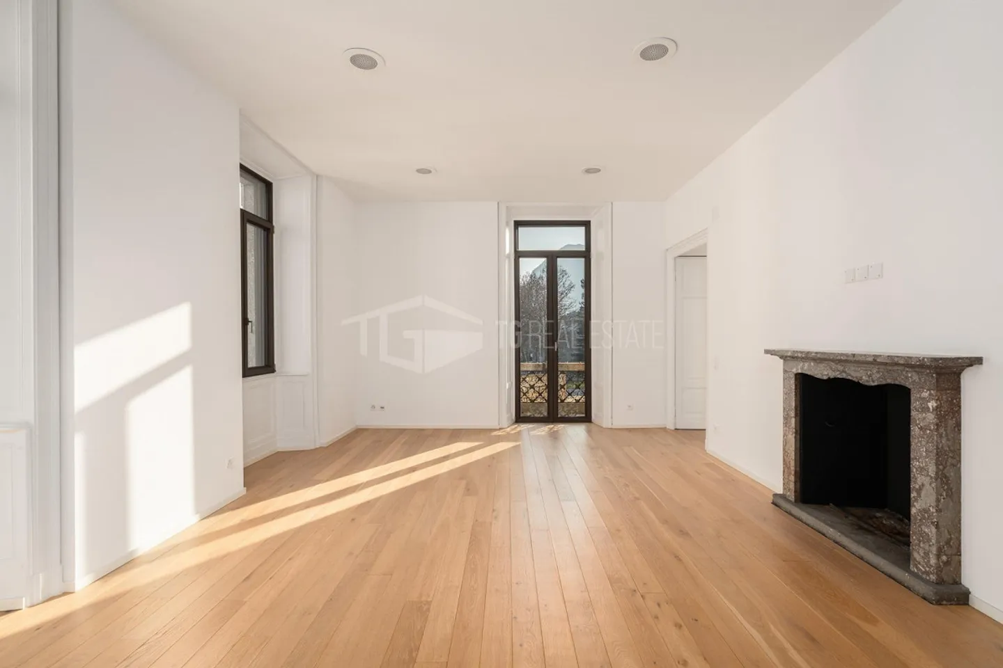 Elegant Office in a Historic Building - Photo 6 of 12