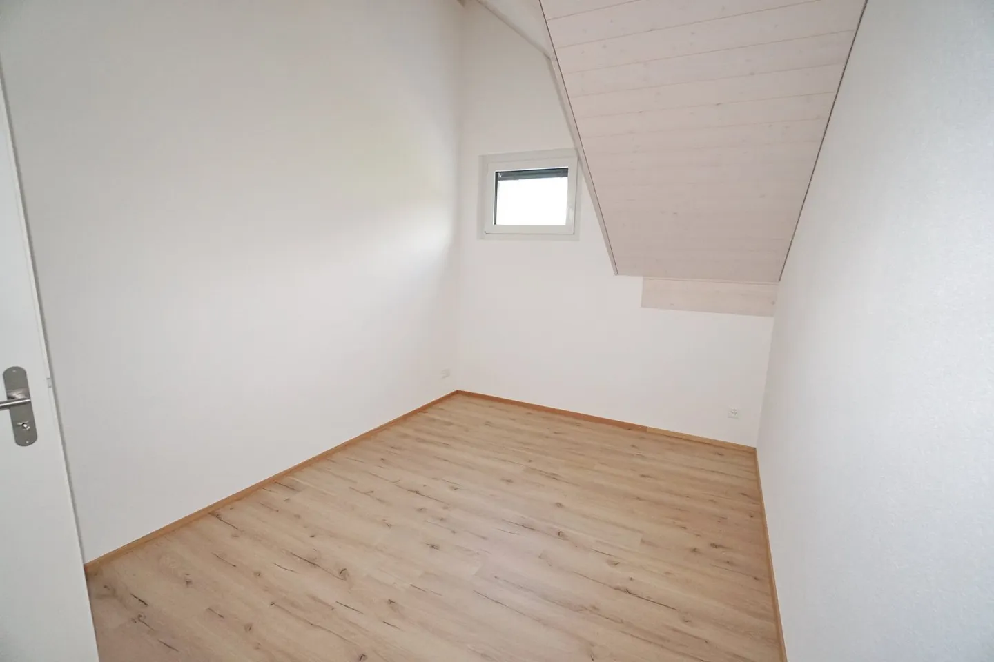 Appartement spacieux de 5,5 pièces à Brenzikofen avec balcon - Photo 6 sur 11