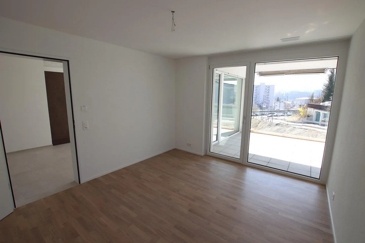Zentrale 3½ Zimmer-Wohnung 3. OG (C403) - Foto 7 von 11