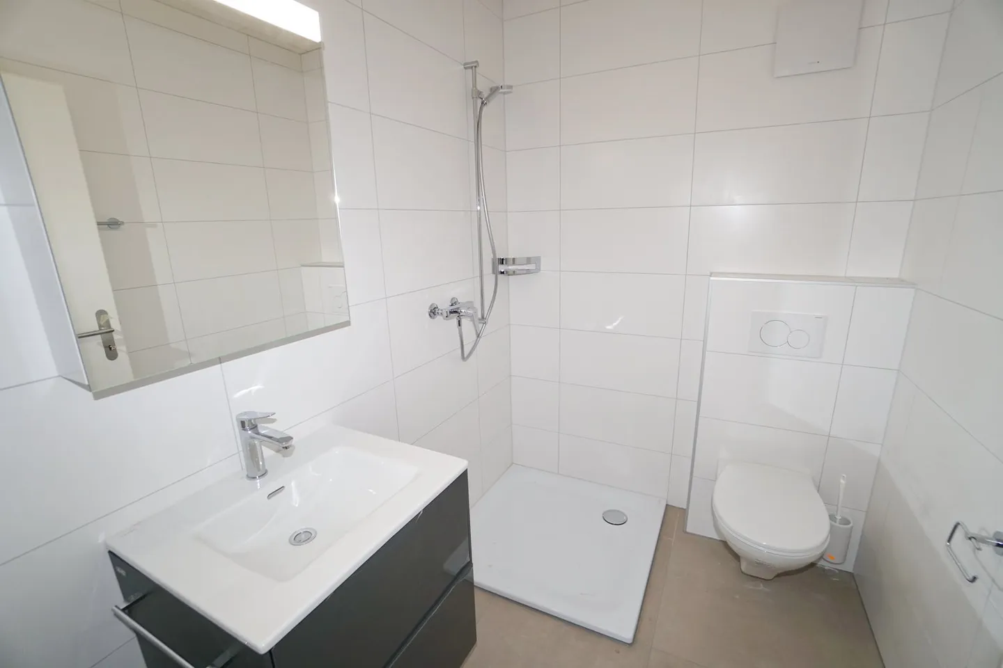 Appartement spacieux de 5,5 pièces à Brenzikofen avec balcon - Photo 9 sur 11