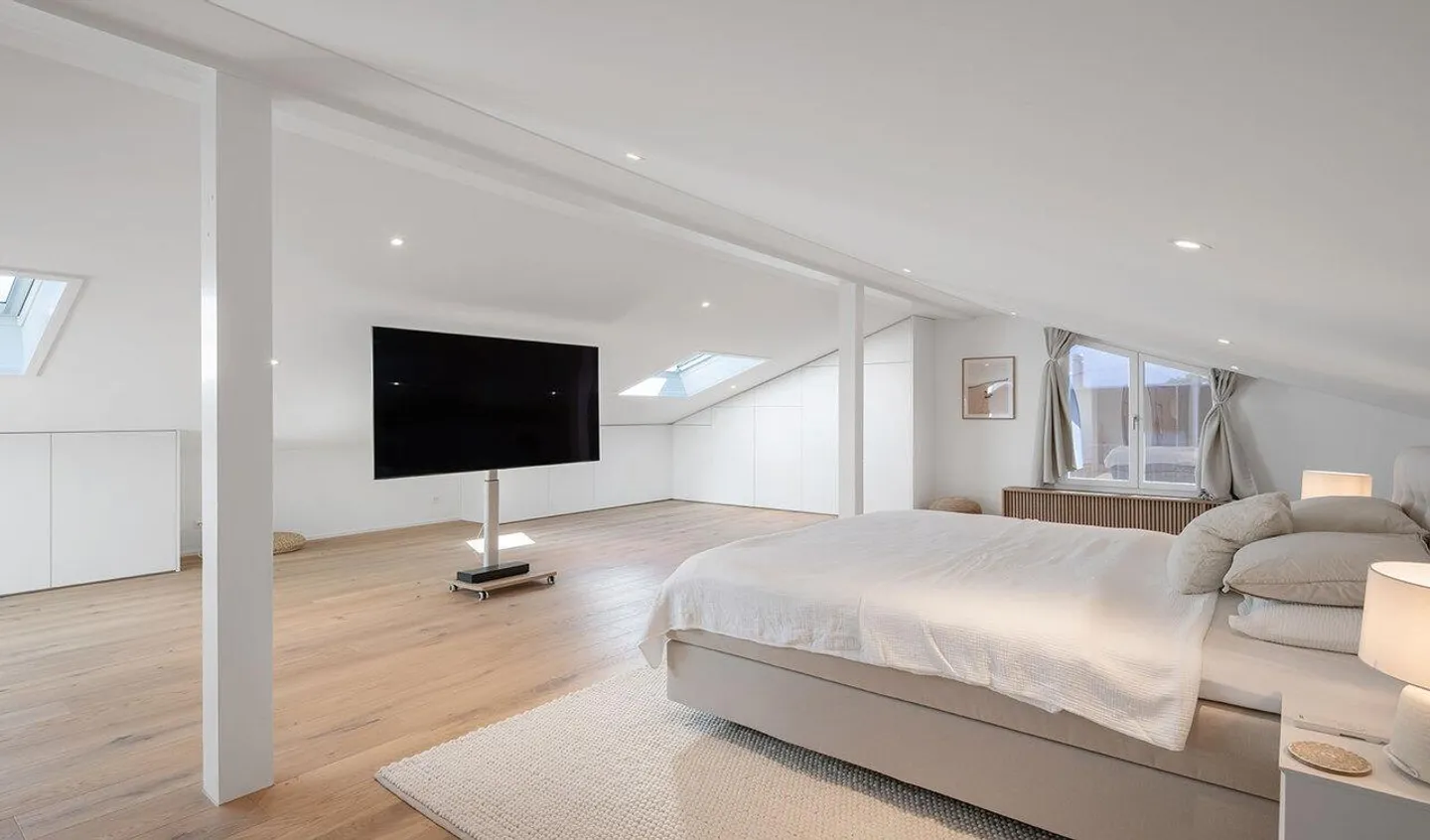 Exklusives Terrassenhaus mit Aussicht - Foto 5 von 8