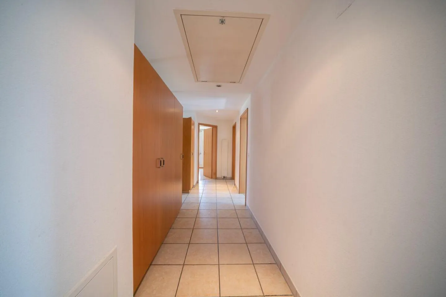 6.5-Zimmer-Maisonette-Wohnung mit 210m²  Wohnfläche - Foto 5 von 18