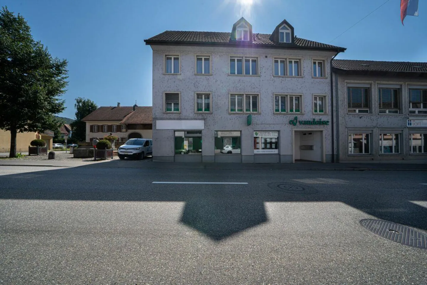 6.5-Zimmer-Maisonette-Wohnung mit 210m²  Wohnfläche - Foto 18 von 18
