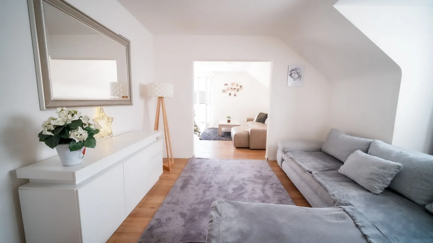 Attique moderne de 4 pièces à Riehen - Photo 3 sur 13