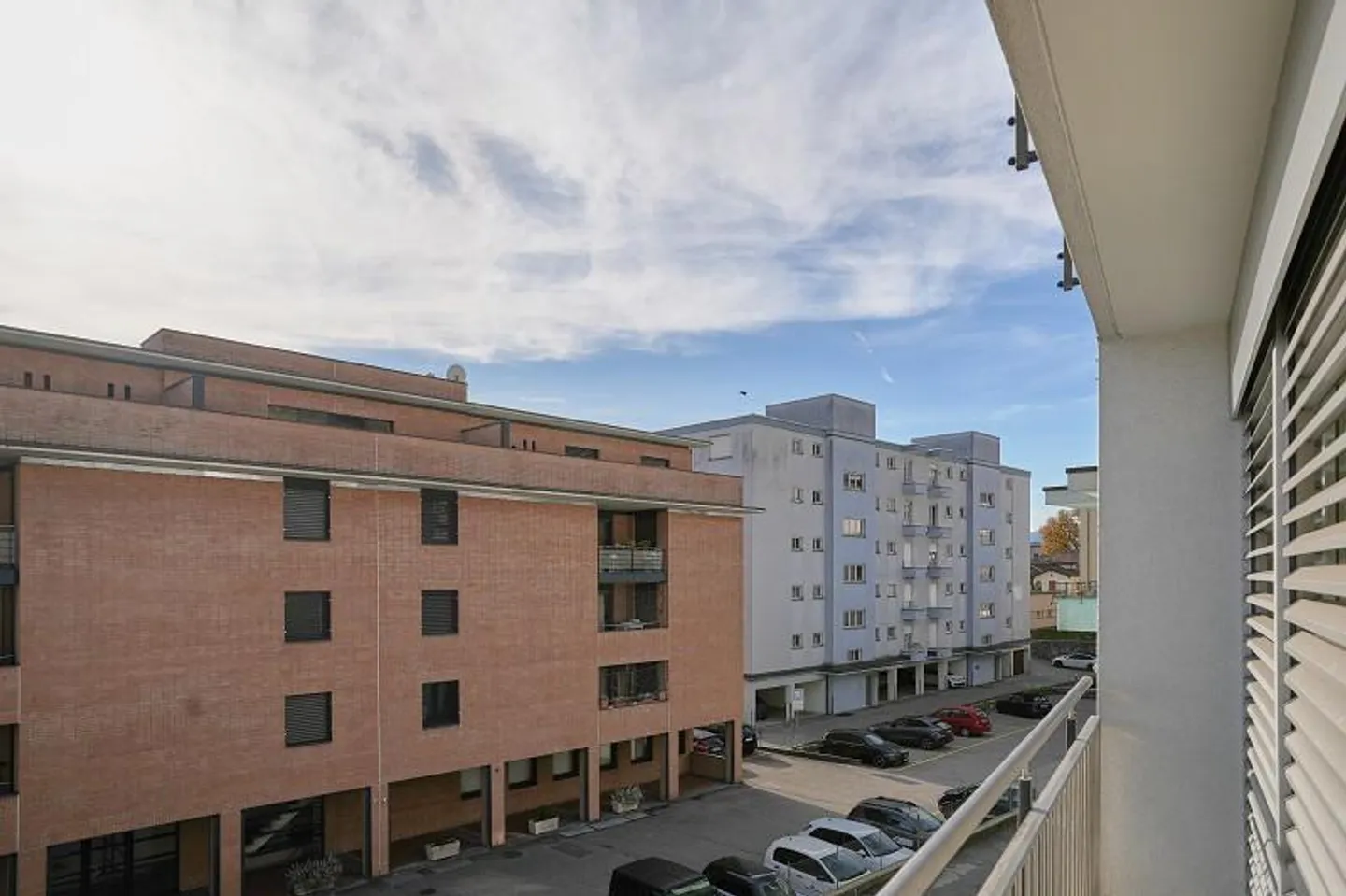 Appartement loft de 6 1/2 pièces au 1er étage dans un emplacement central - Photo 23 sur 27