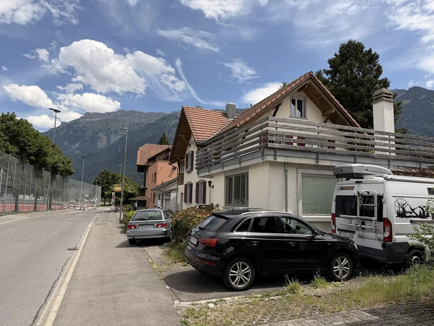 Residential building with 3 units - Photo 7 of 29