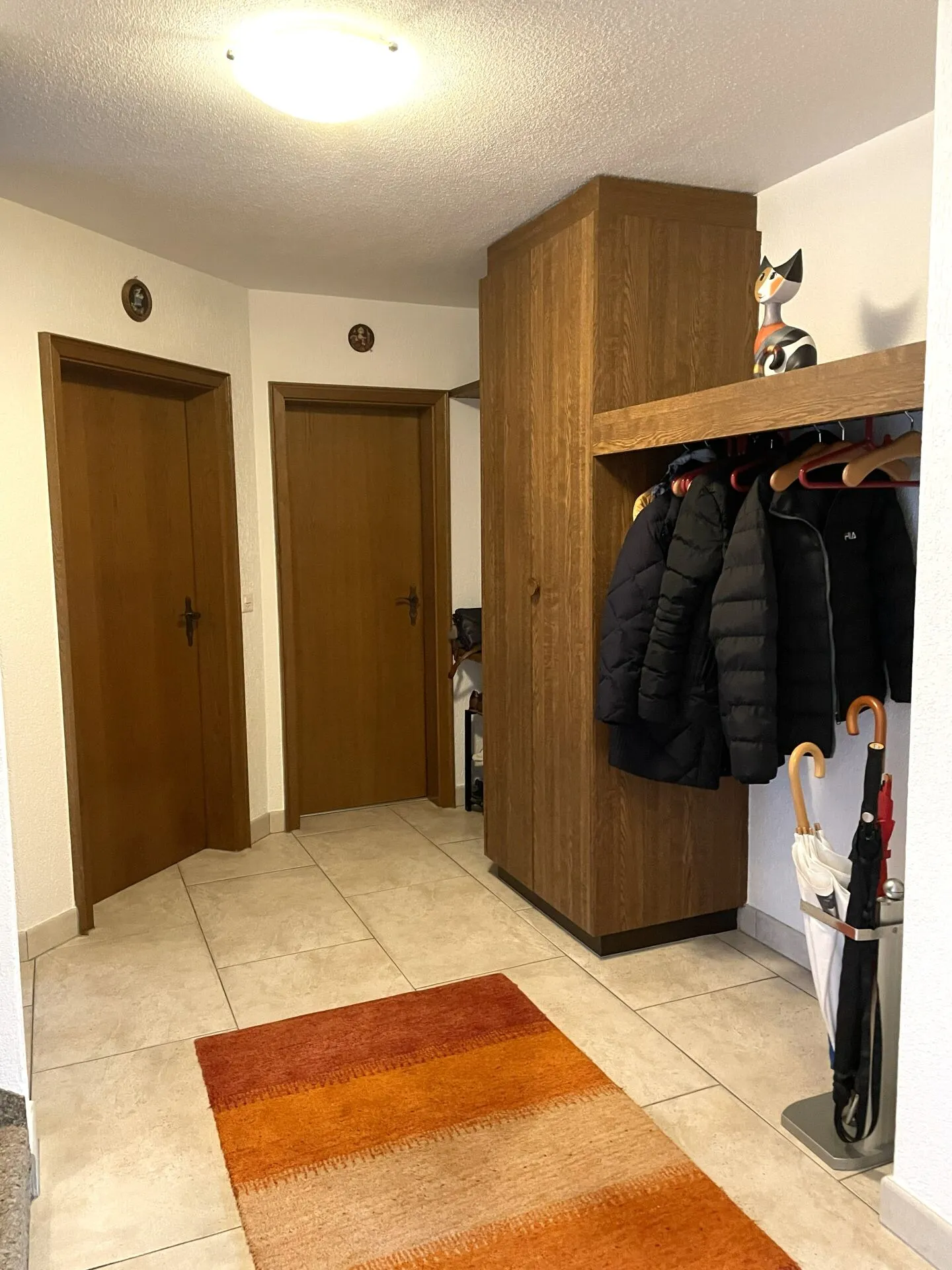 À vendre : Maison de 5 1/2 pièces très bien entretenue et soignée, située dans un endroit central - Photo 3 sur 18