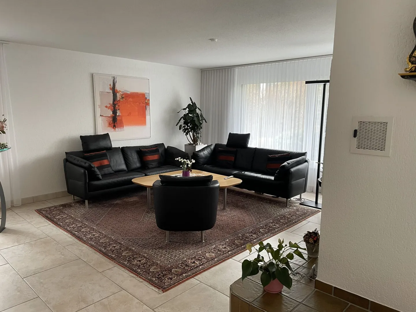 À vendre : Maison de 5 1/2 pièces très bien entretenue et soignée, située dans un endroit central - Photo 7 sur 18