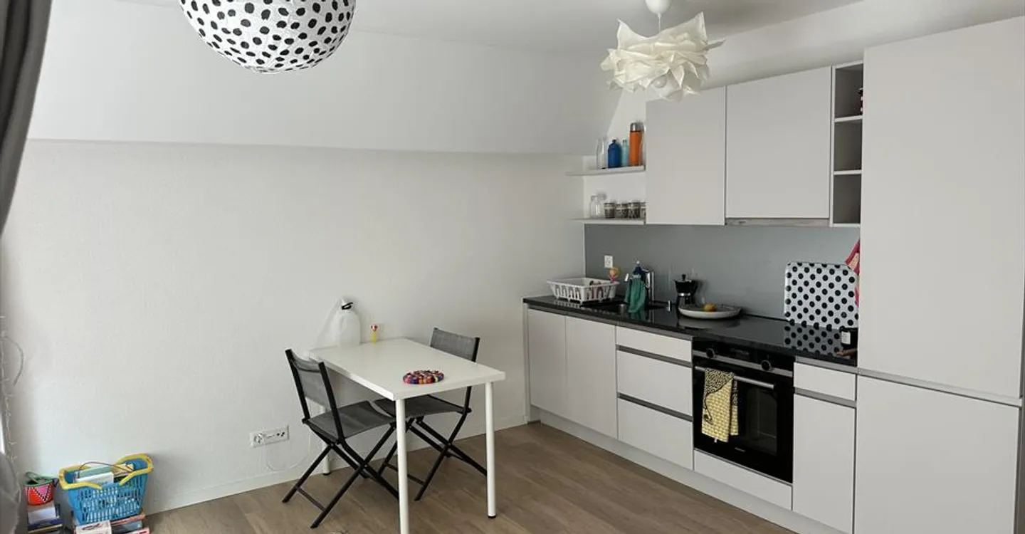 Edificio ad uso misto in affitto - Foto 3 di 7