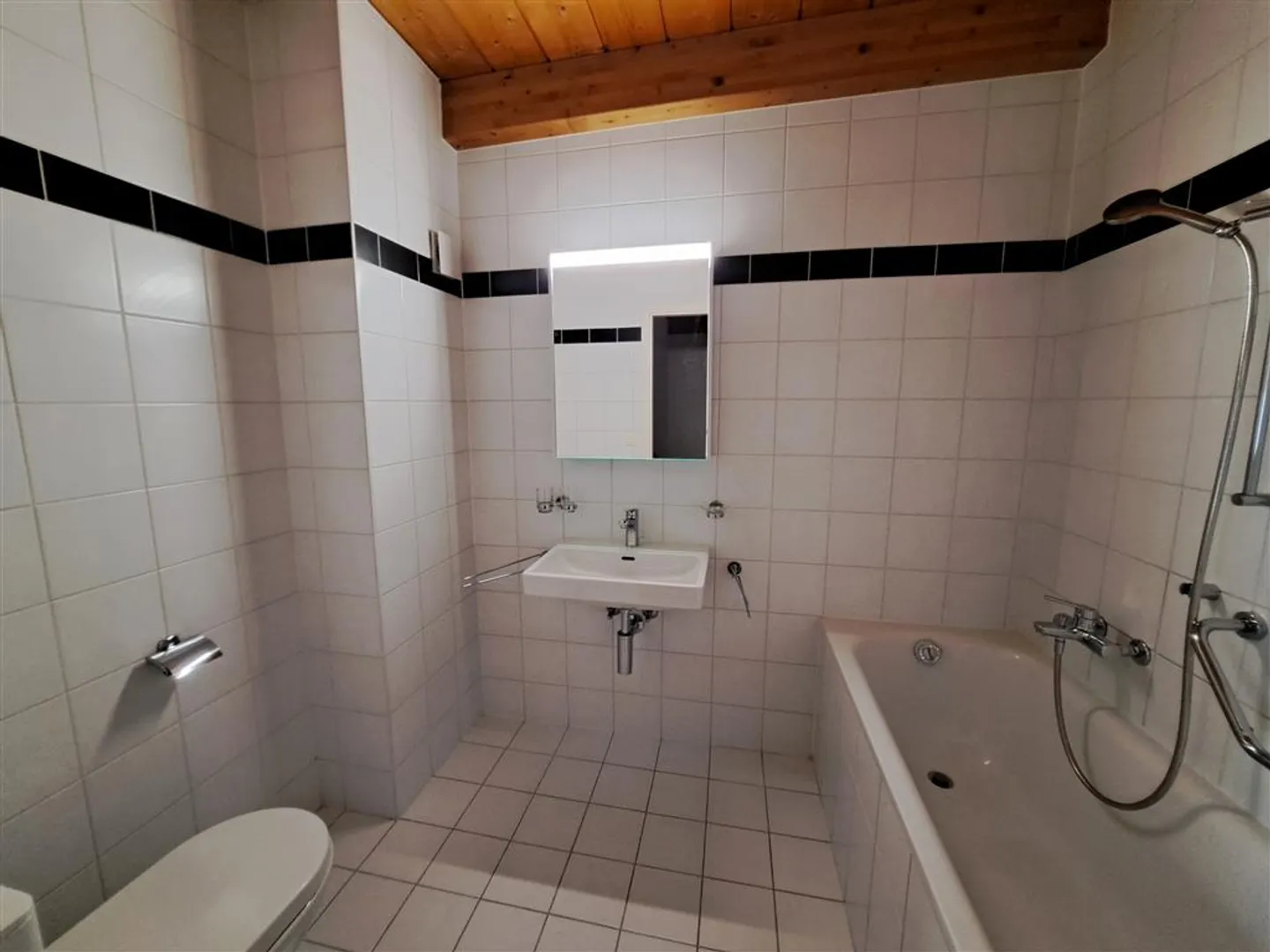 Villa,4.5,135 - Photo 5 of 8