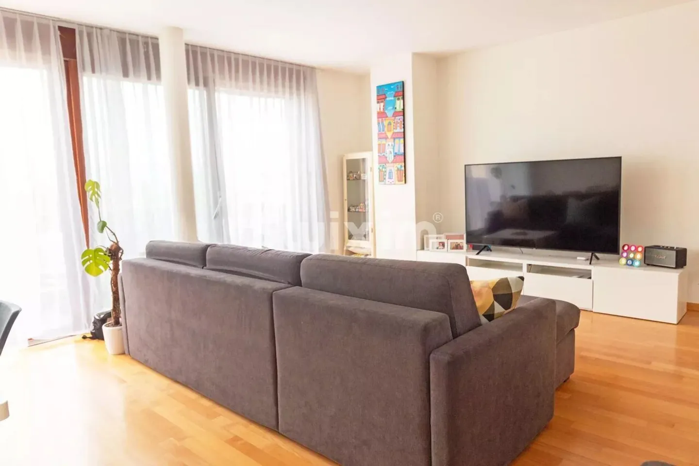 Schöne 5-Zimmer-Wohnung mit Terrasse im obersten Stockwerk - Foto 2 von 5