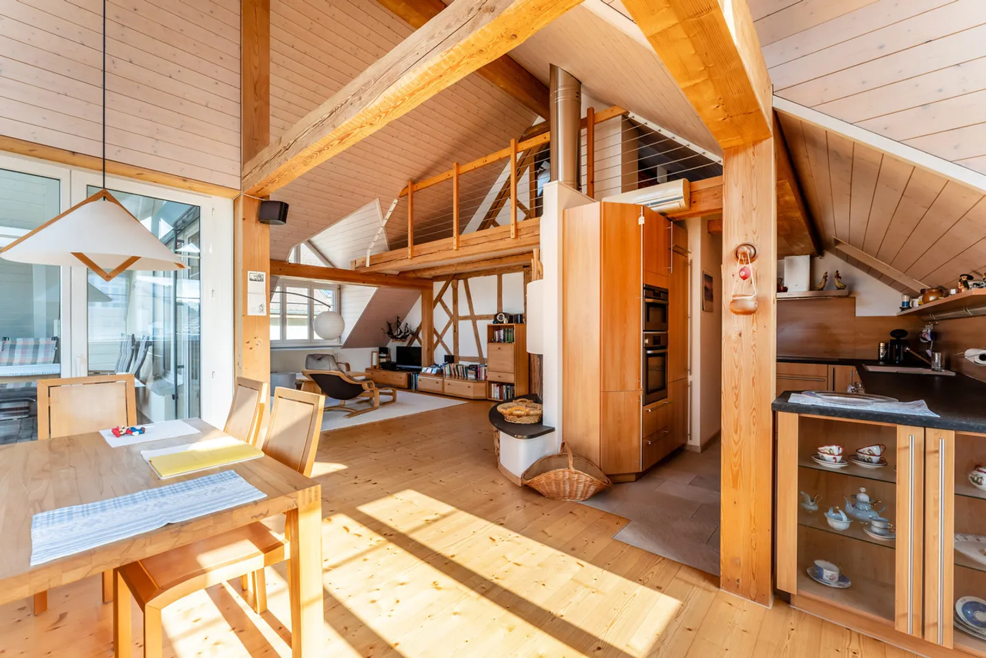 Wohnen unterm Dach – stilvoll, hell, einzigartig - Foto 1 von 12