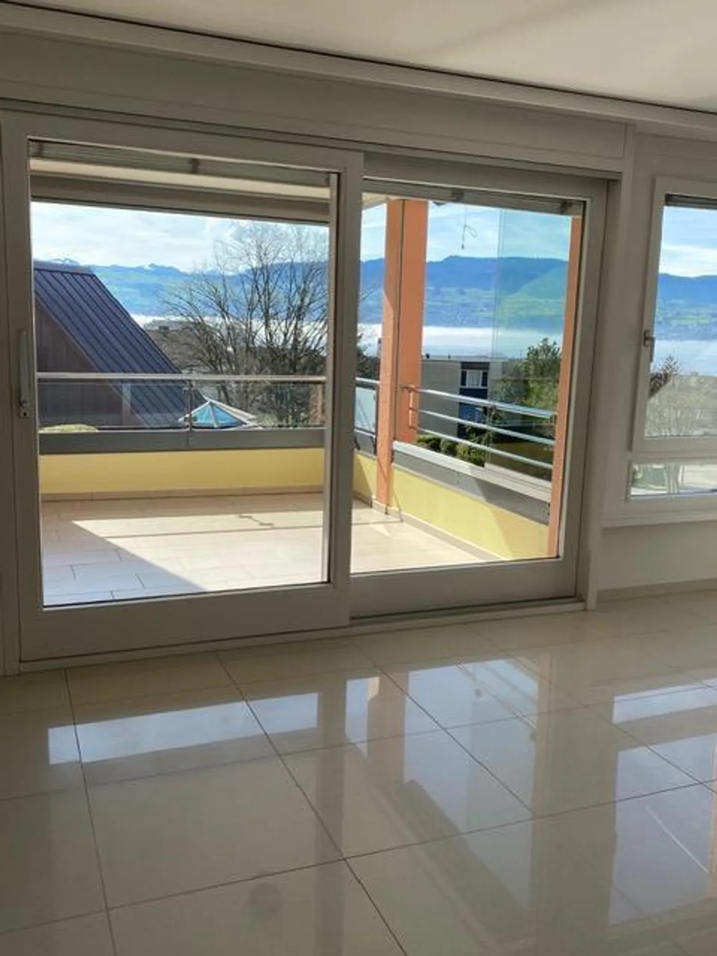 Appartement 4,5 pièces avec vue sur le lac - Photo 13 sur 14