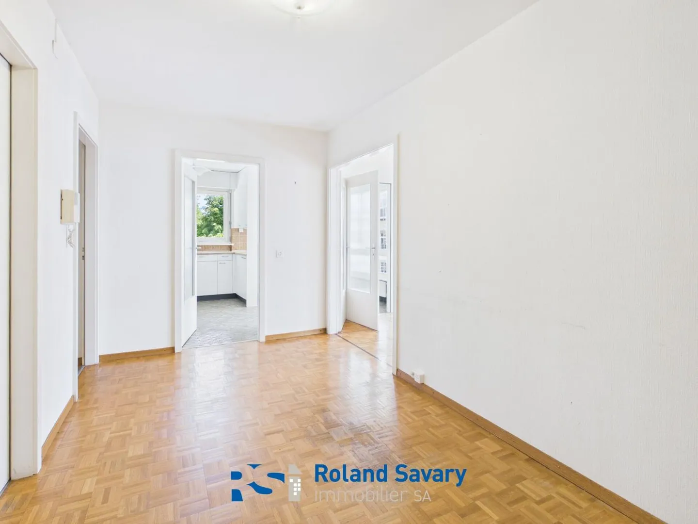 2.5 Room Apartment - Photo 5 of 9