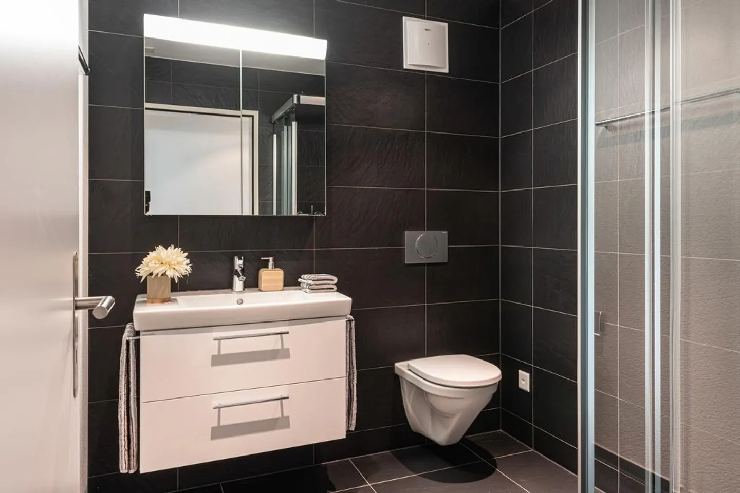 La tua nuova casa con un tocco moderno! - Foto 3 di 8