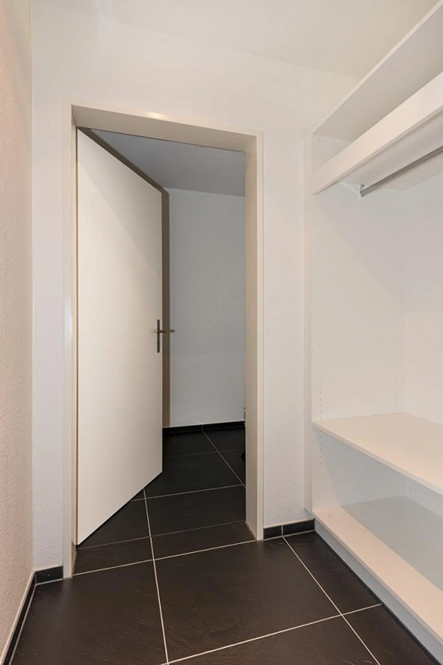 La tua nuova casa con un tocco moderno! - Foto 7 di 8
