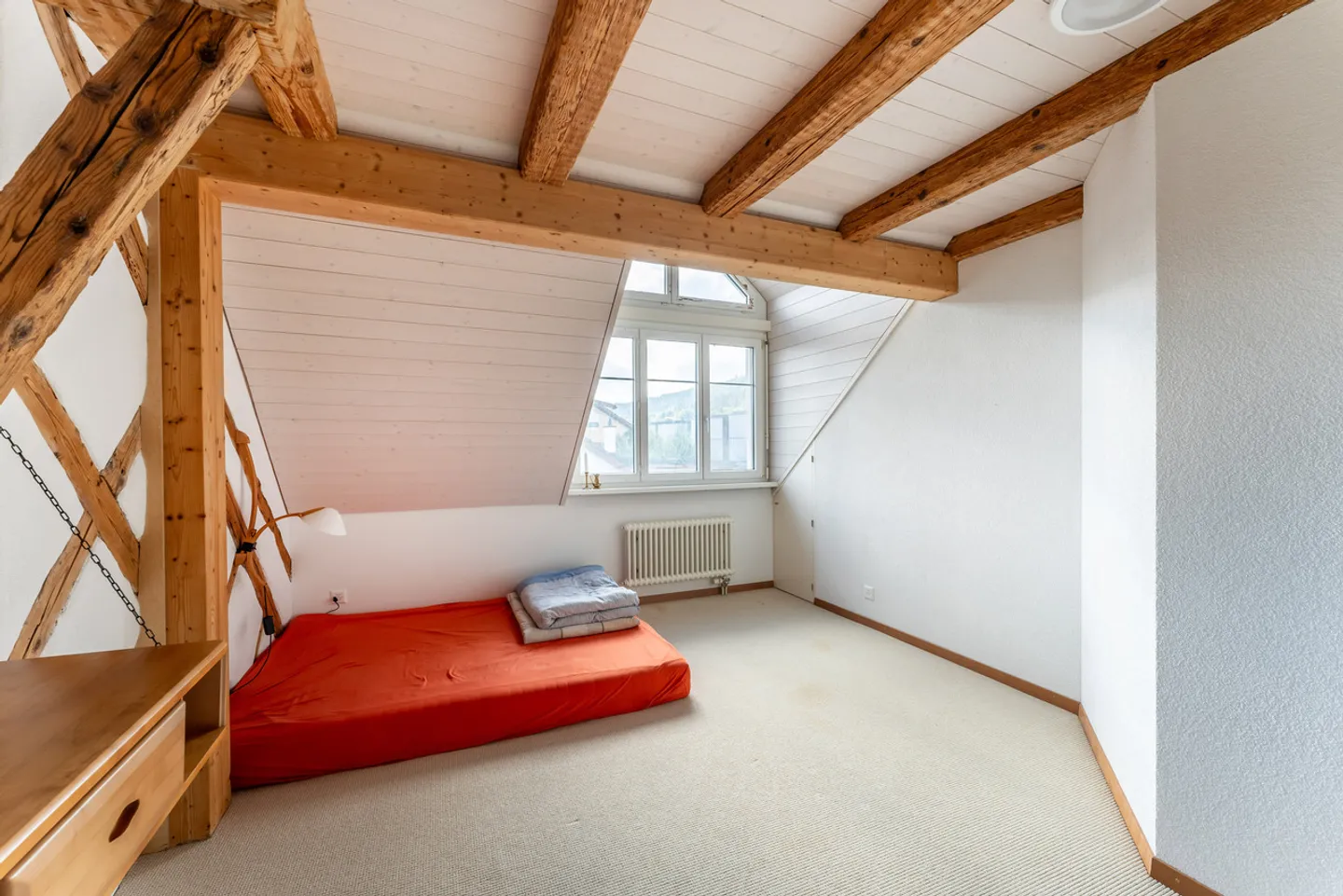 Wohnen unterm Dach – stilvoll, hell, einzigartig - Foto 6 von 12